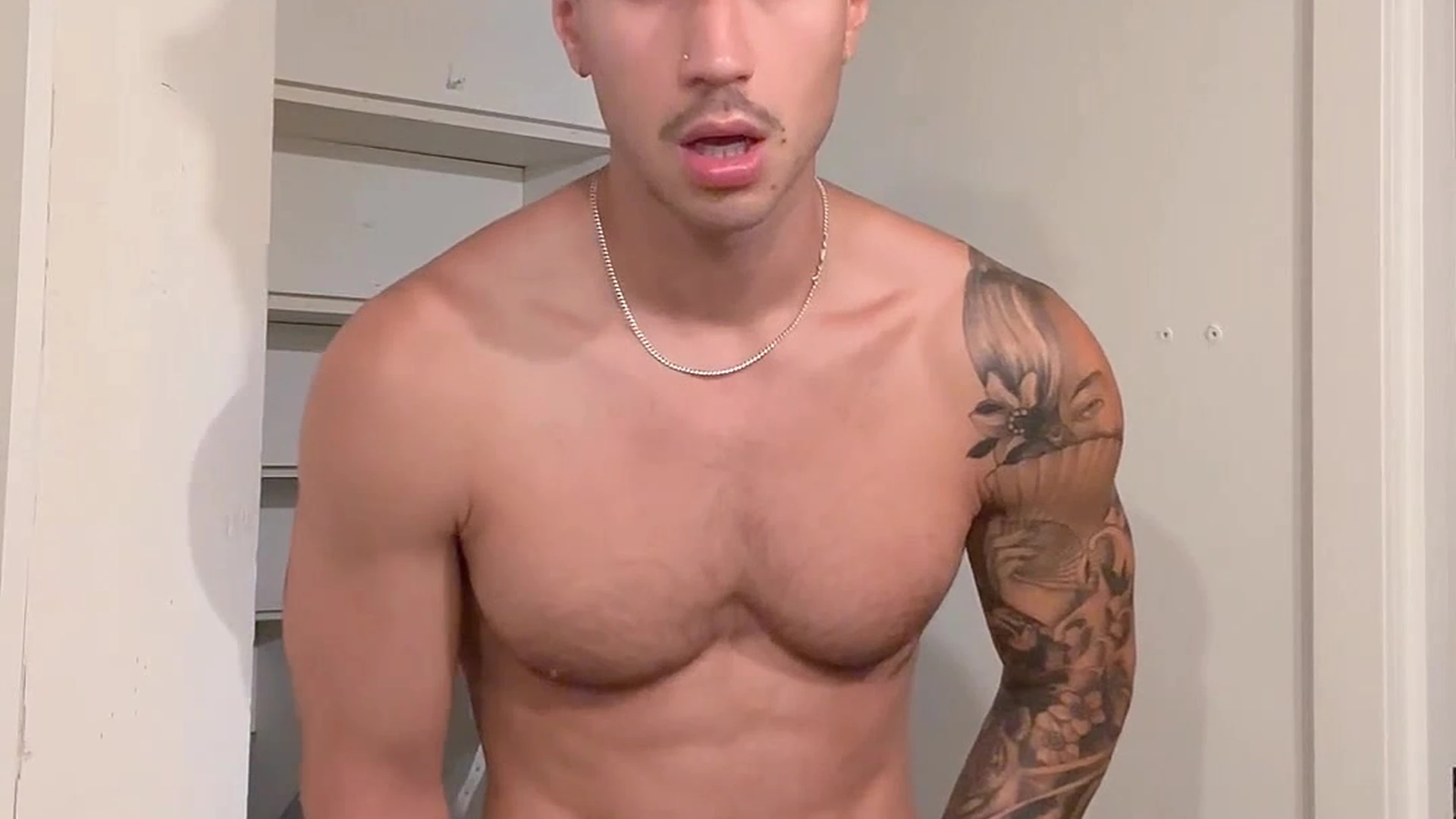 muscle tiktok star Evan Lamicella onlyfans leak Vid
19