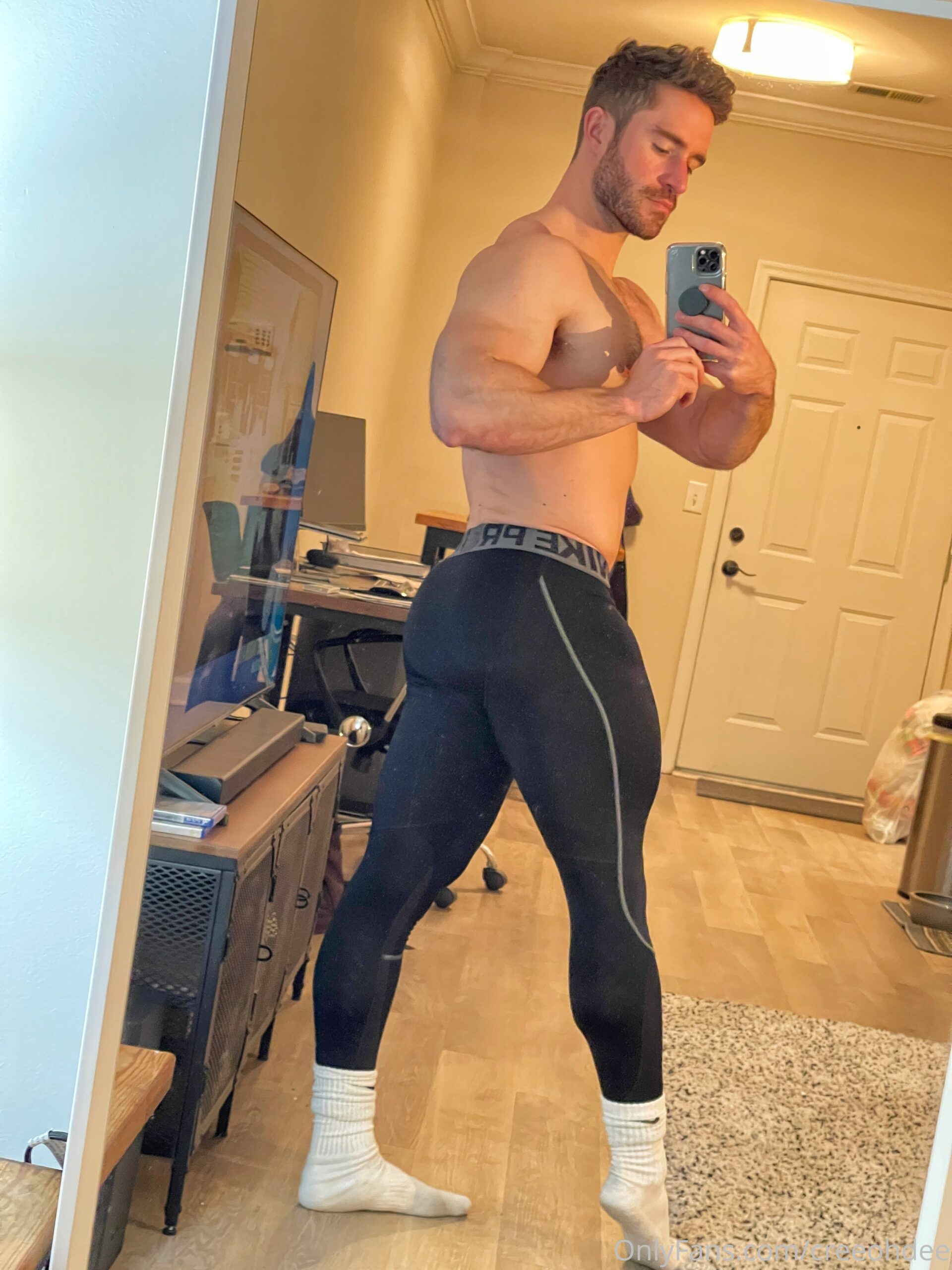 muscled tiktok star creeohdee Nude leak OF PRIVATE
0