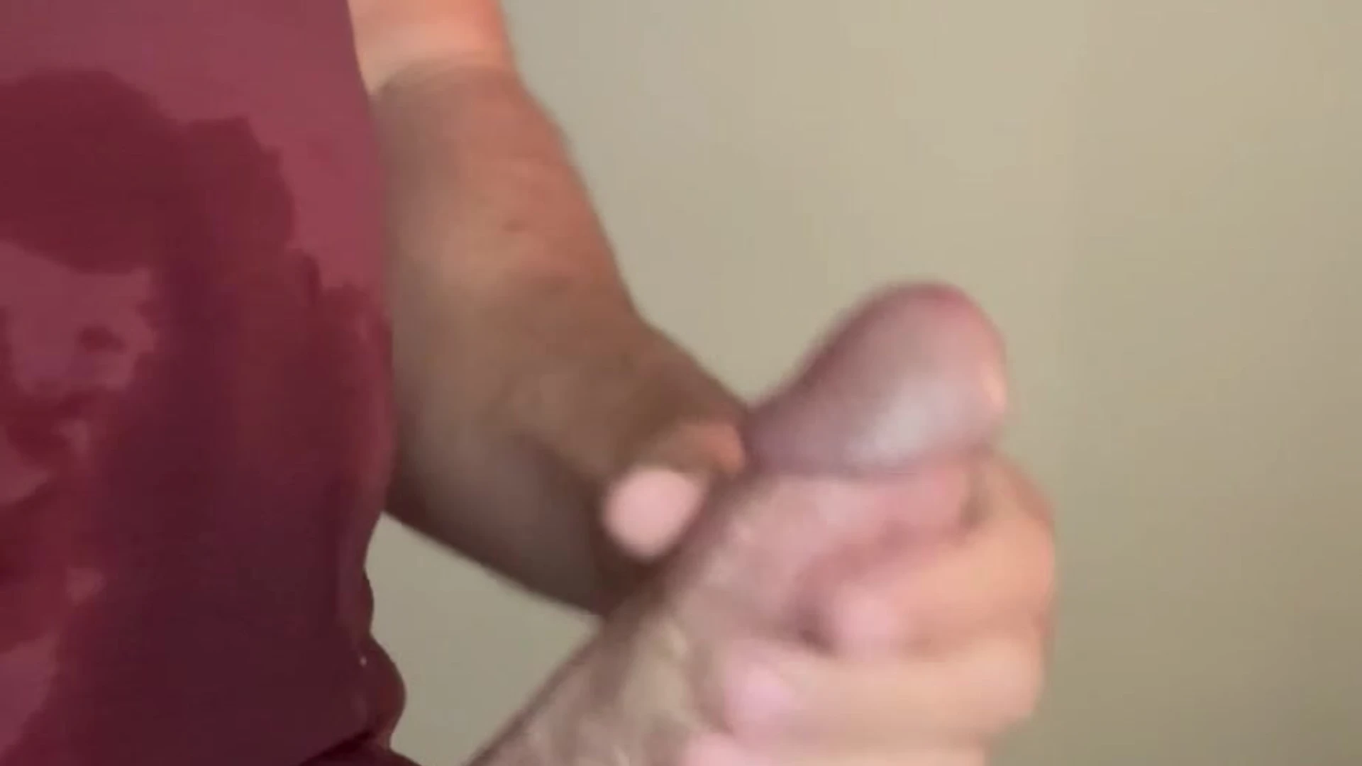 muscular jerking off bisexual bodybuilder peterexcalibur leaks OF
0