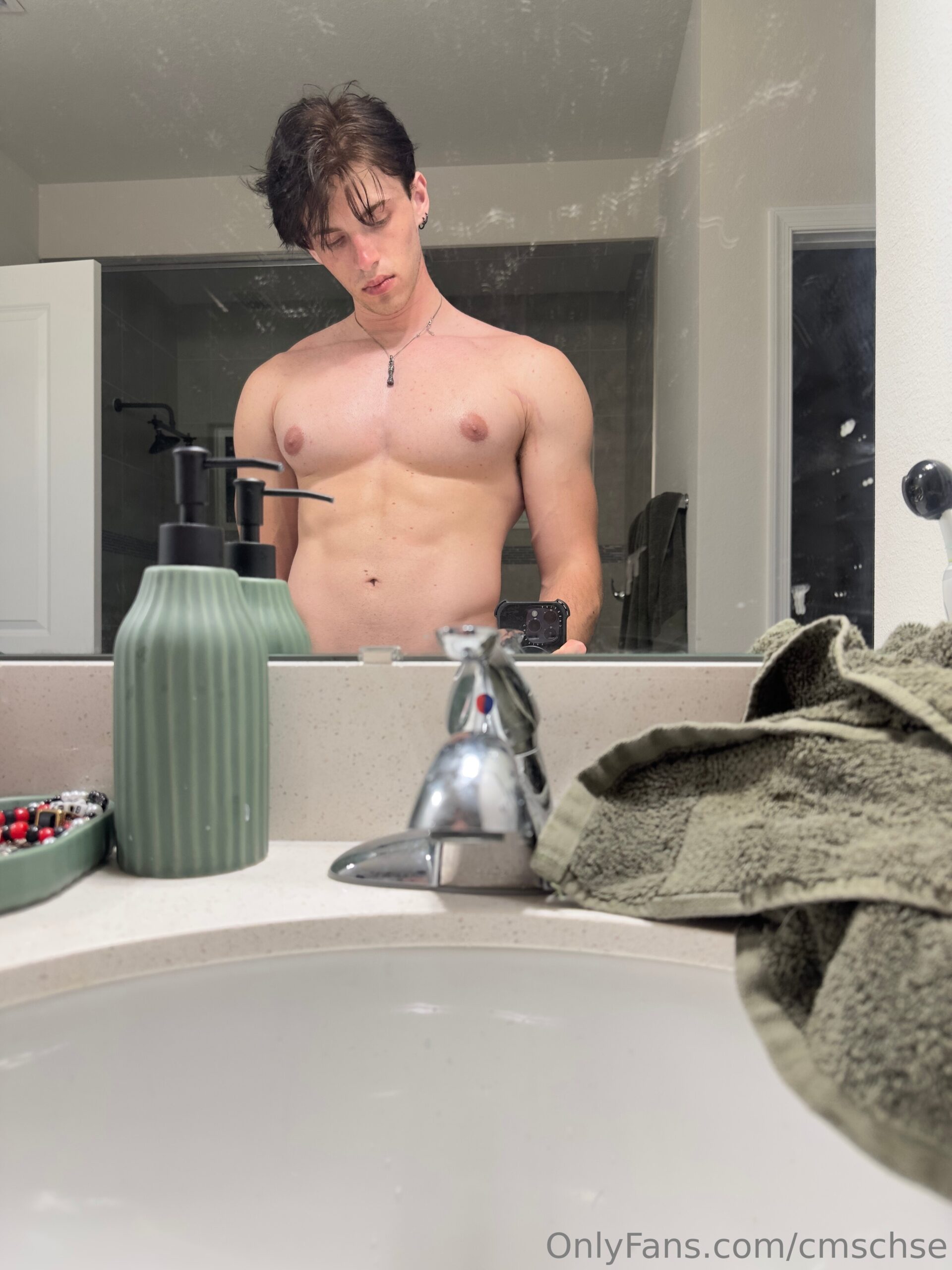 muscular jerking off tiktok star Chase Stobbe nude leaks
4