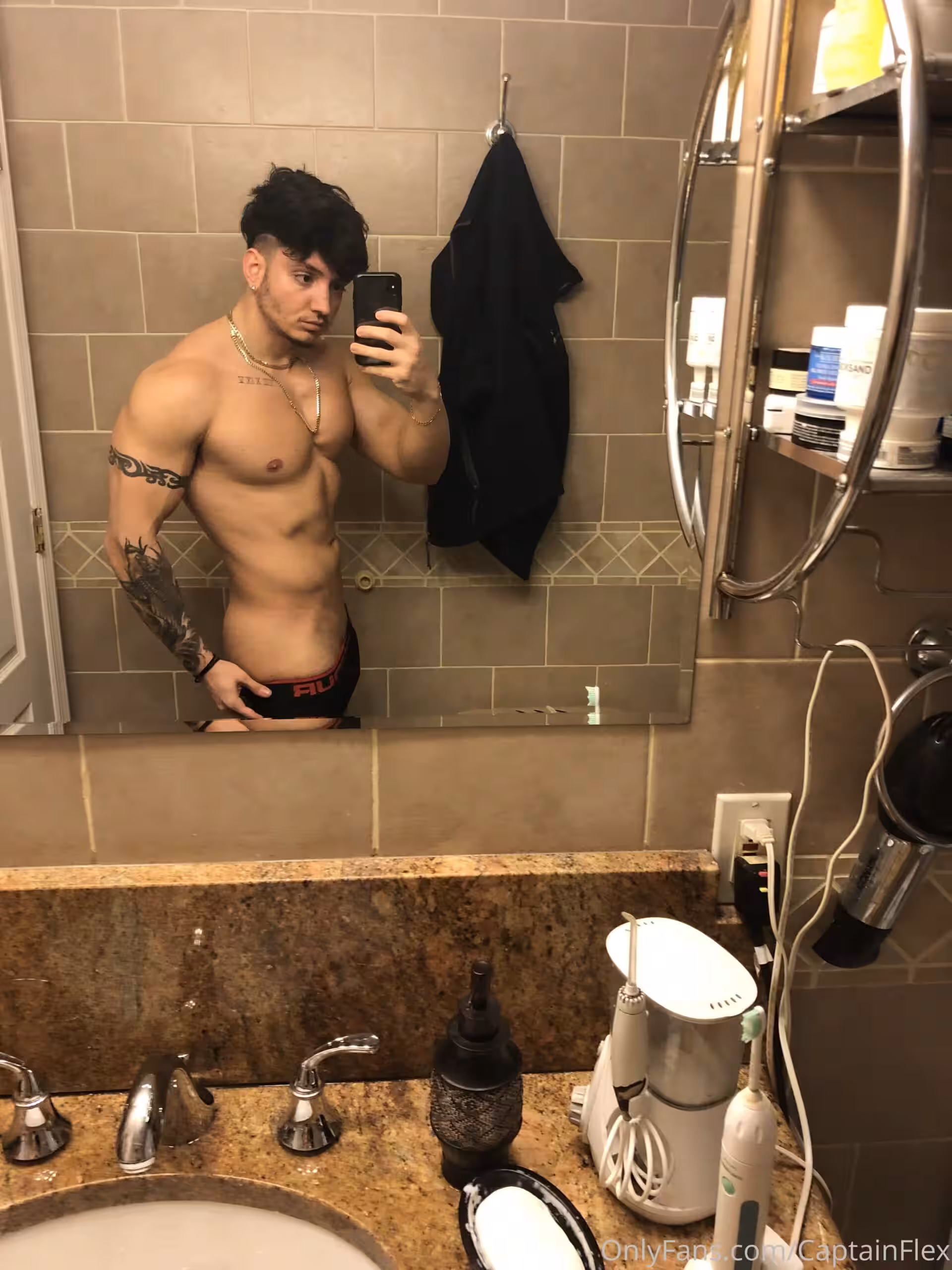 muscular playing with cock  dominant captainflex nude
2