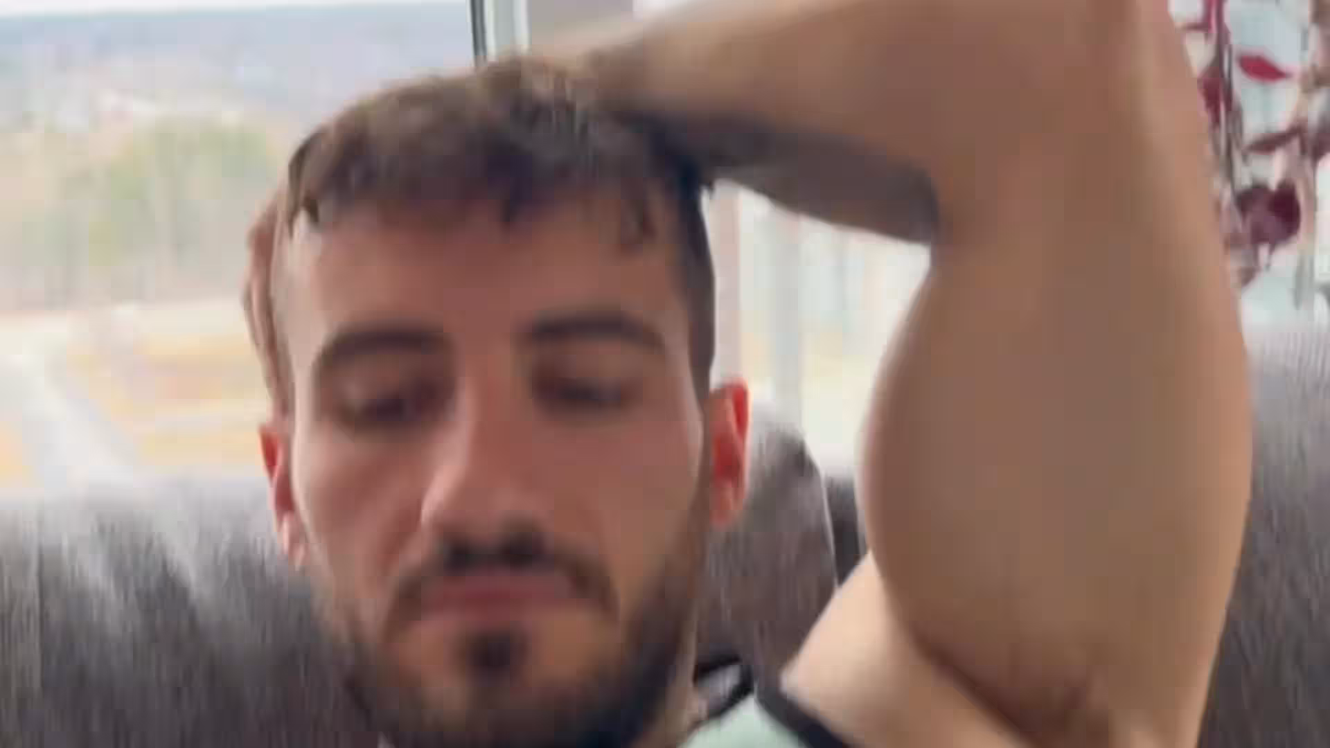 muscular wanking off stud Samvass
6