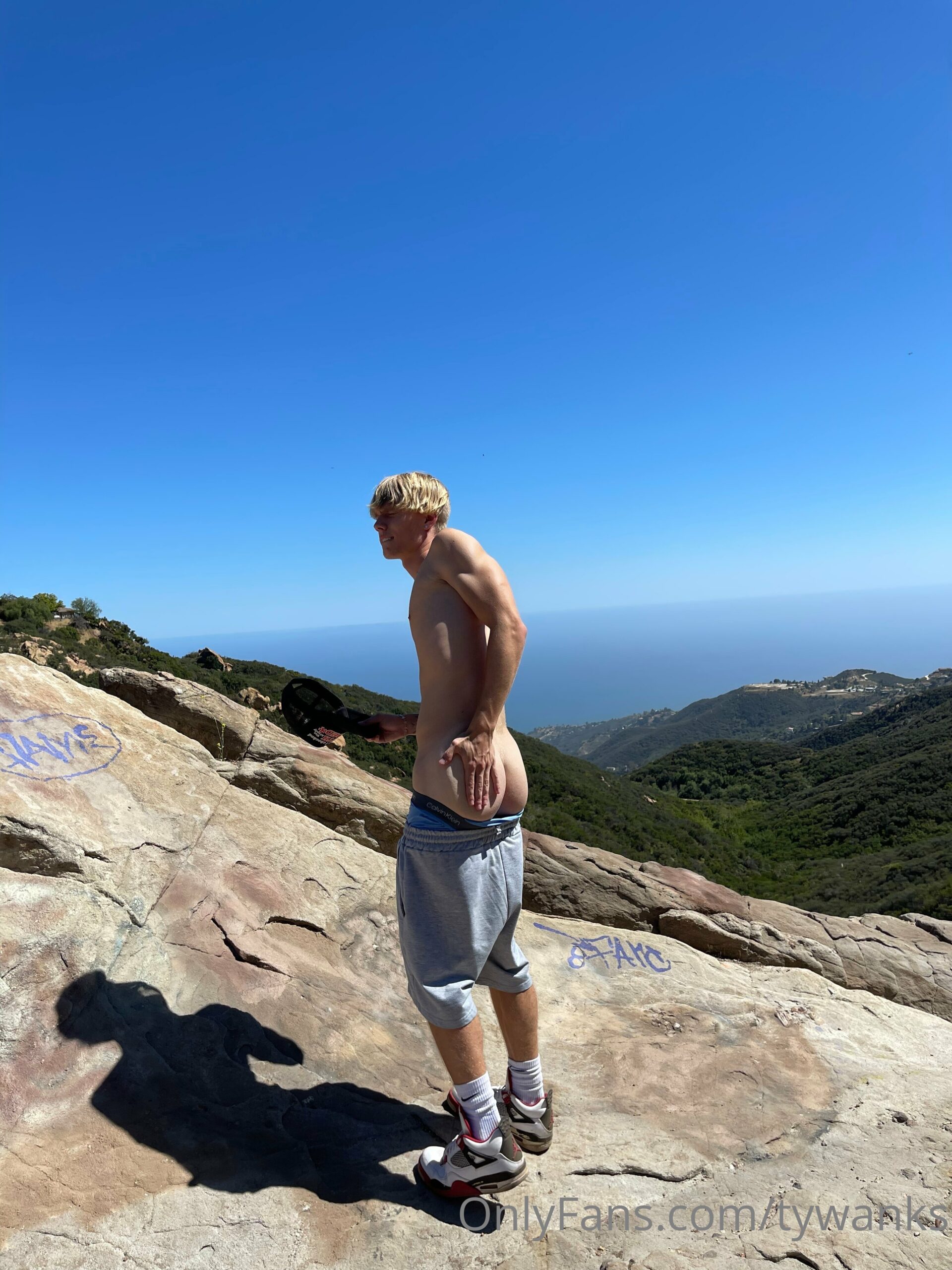 No image
jock troytempts Nude porn
0