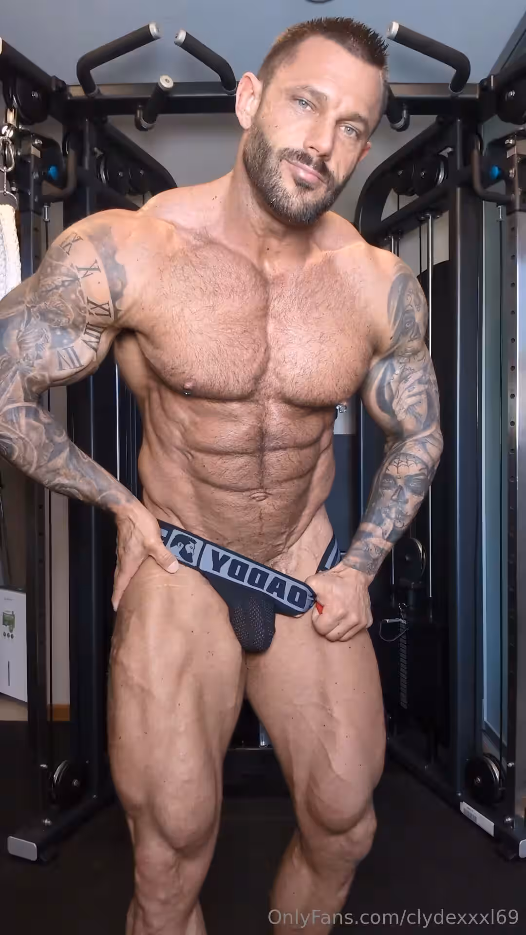ripped clydexxxl69 nsfw EXPOSED
0