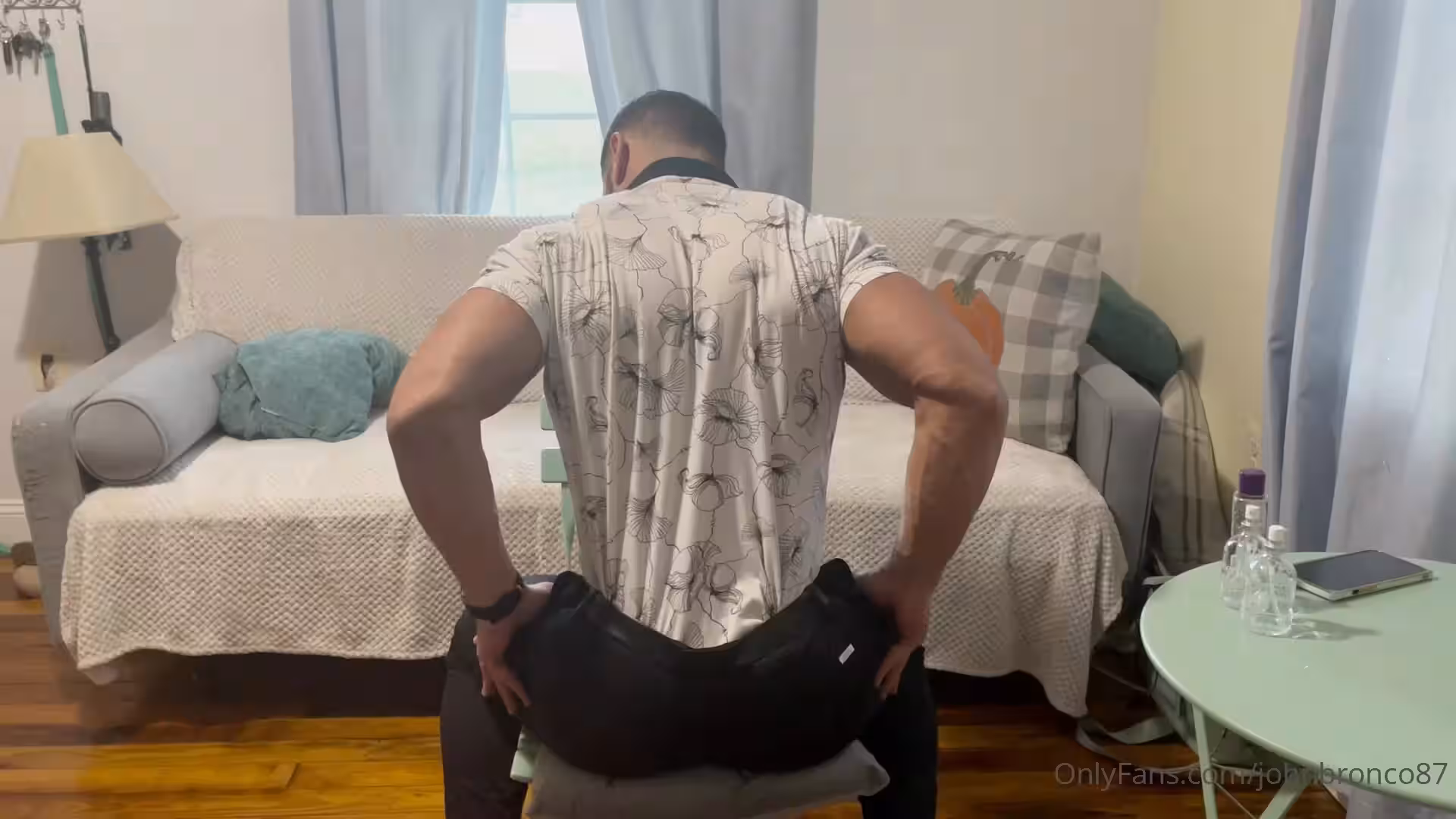 ripped johnbronco bussy
1