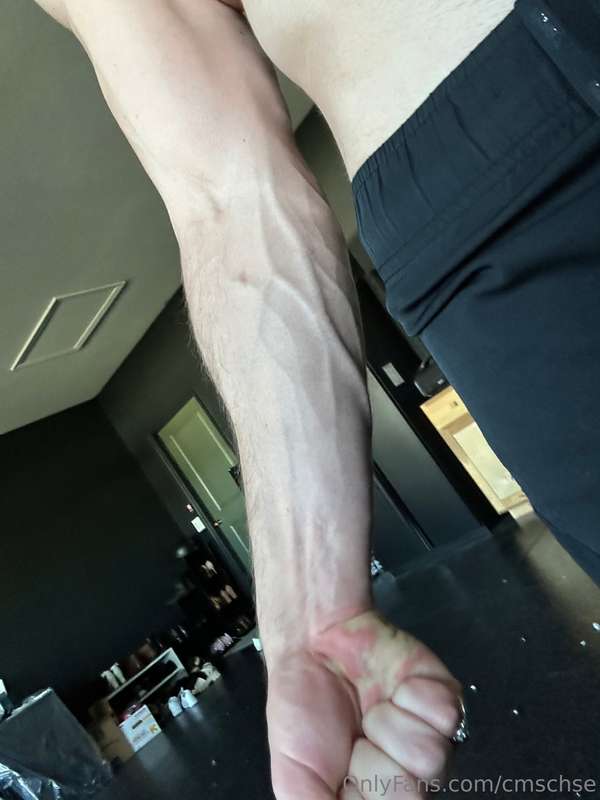 Sensational Enigmatic  tiktok star Chase Stobbe onlyfans leaked
0