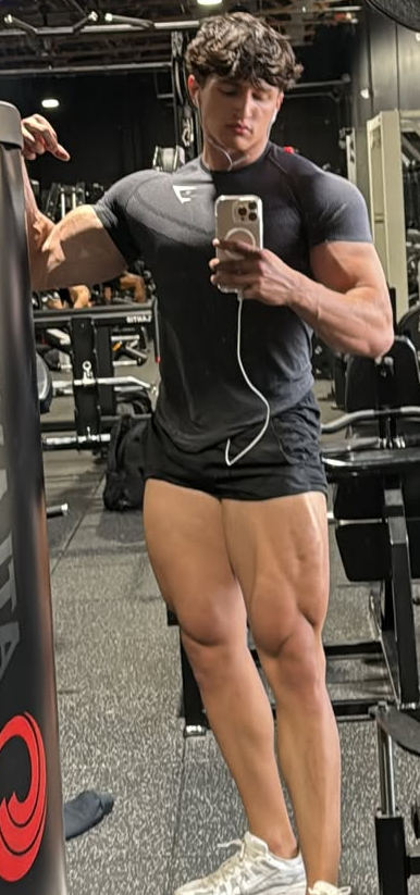 Sensational fratboy bighuntz onlyfans nude pics
0