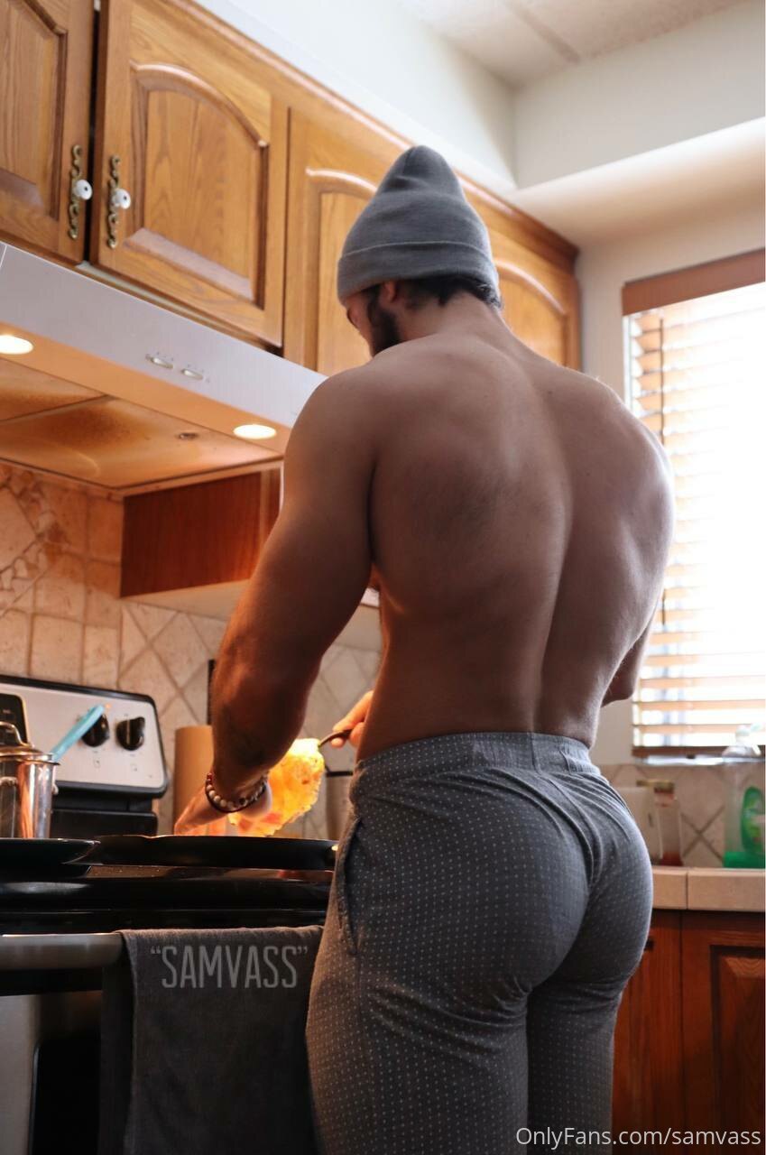 Sensational Greek Sotirios Vasileiou
0