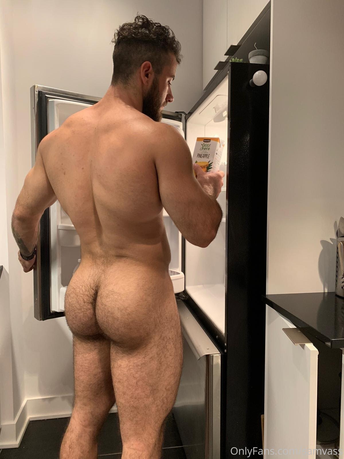 Sensational hairy Sotirios Vasileiou sexy pic
0