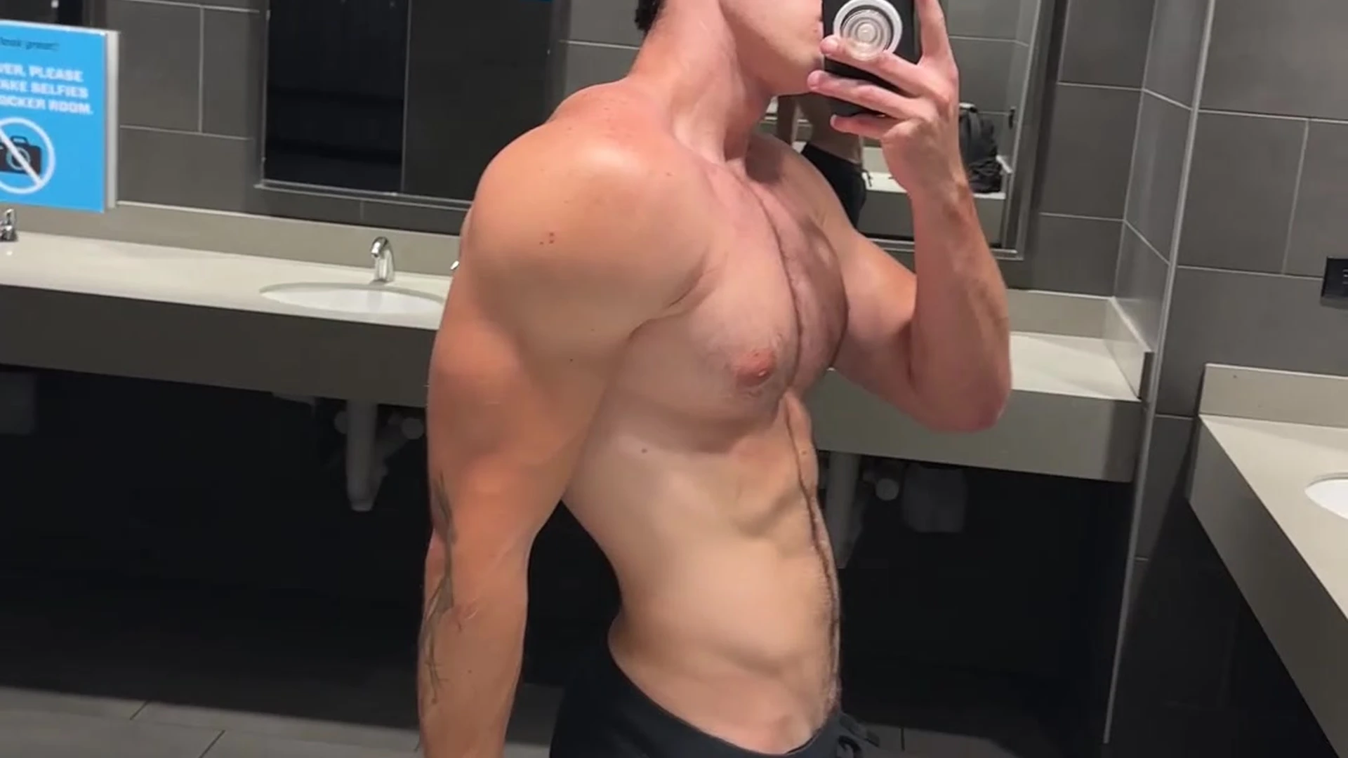 Sensational impressive jock cmschse Fansly leaked Vid
2
