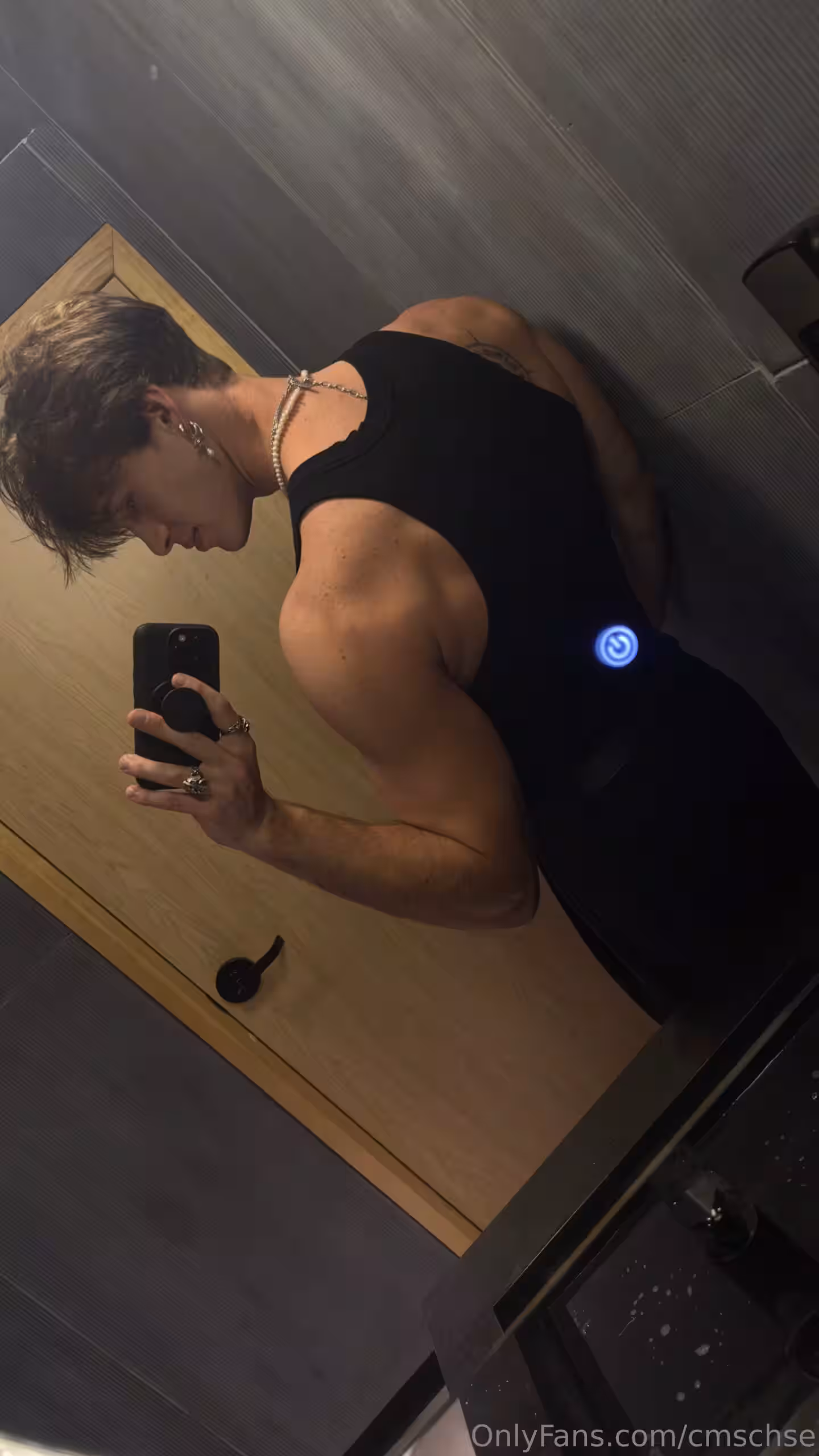Sensational influencer tiktok star Chase Stobbe reddit
0
