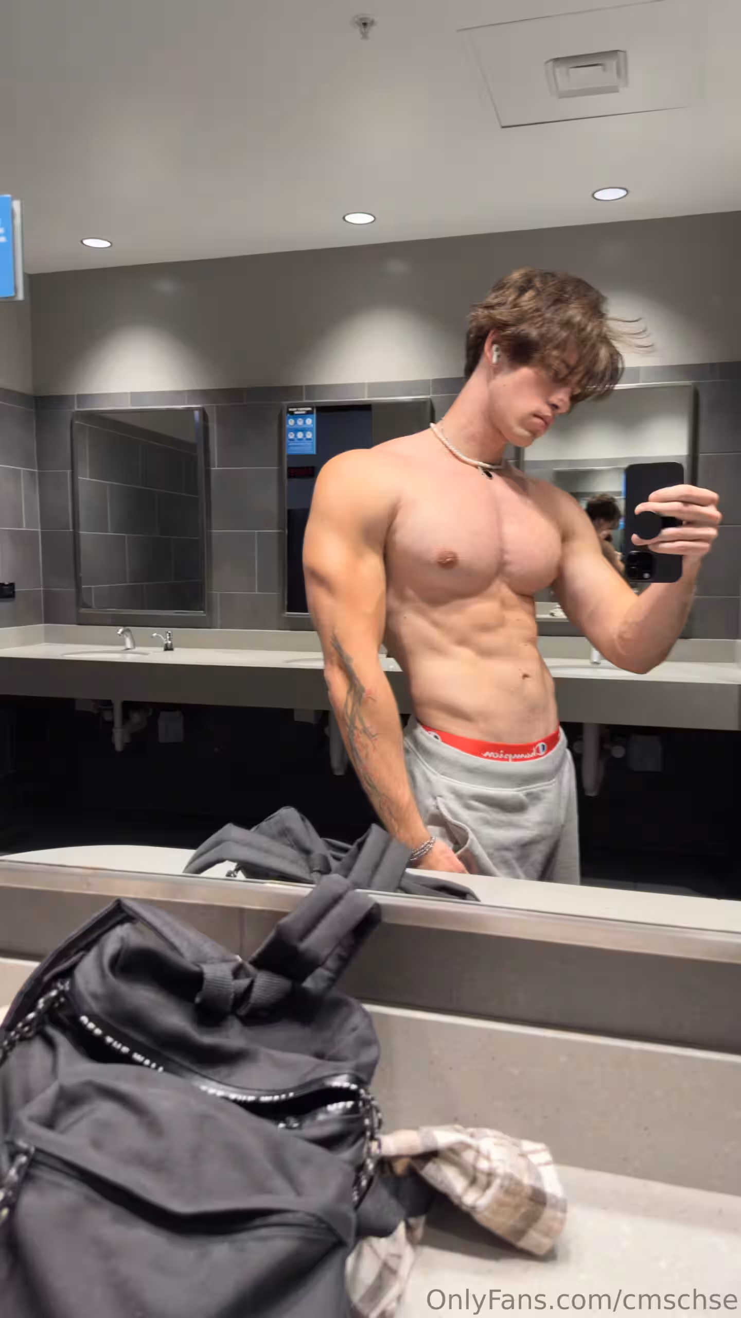 Sensational teen tiktok star Chase Stobbe nude porn leak video full
2