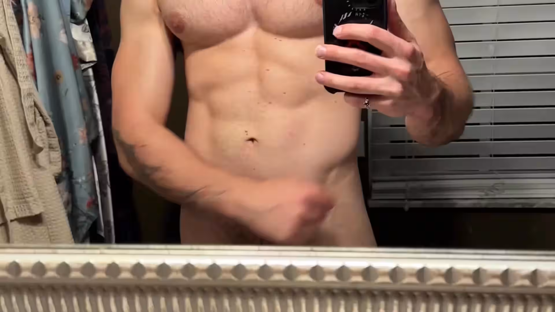 Sensational tiktok star Chase Stobbe solo
4