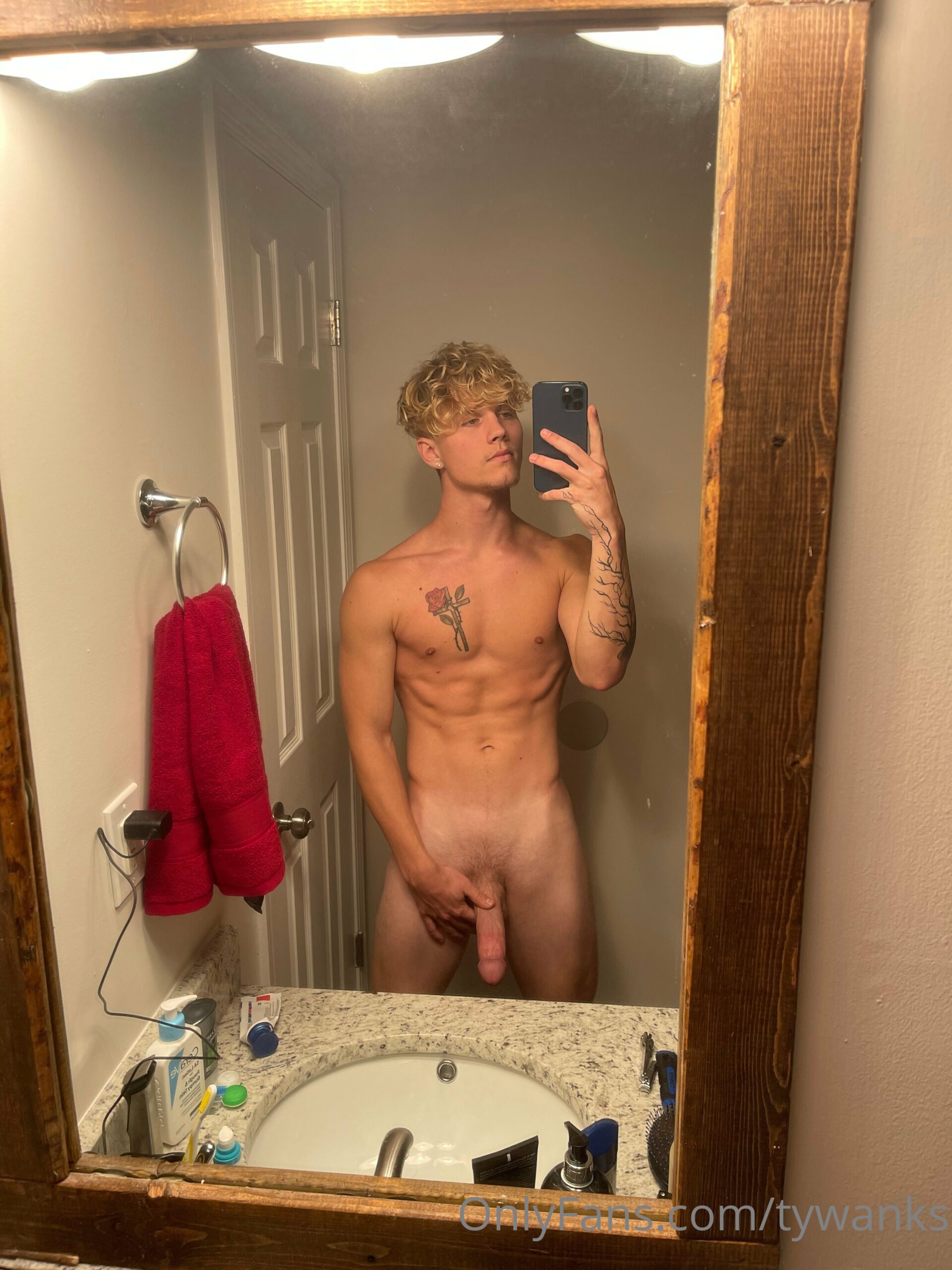 sensual tywanks collab
1