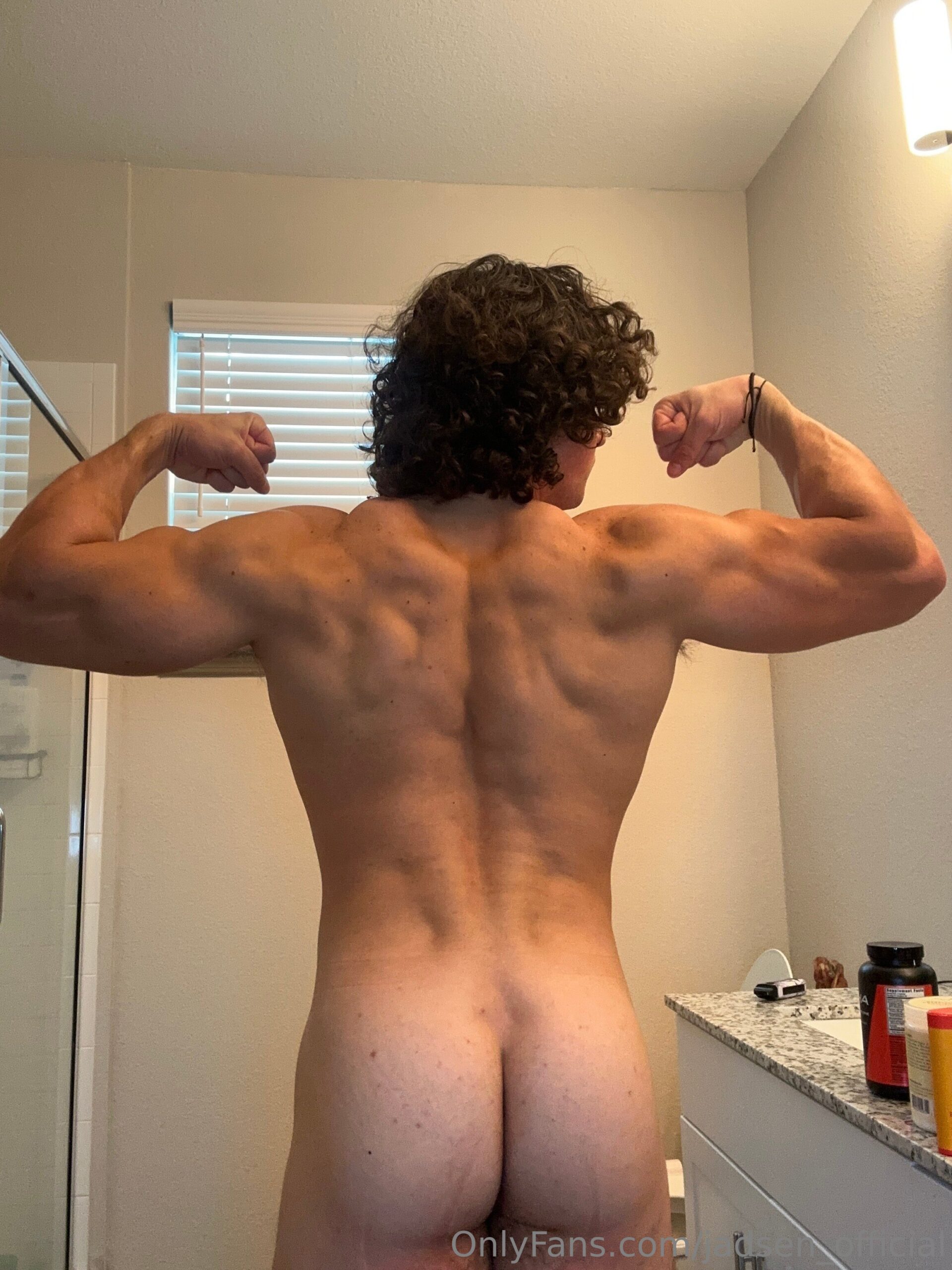 sexy beefy jadsen_official leaks OF
0