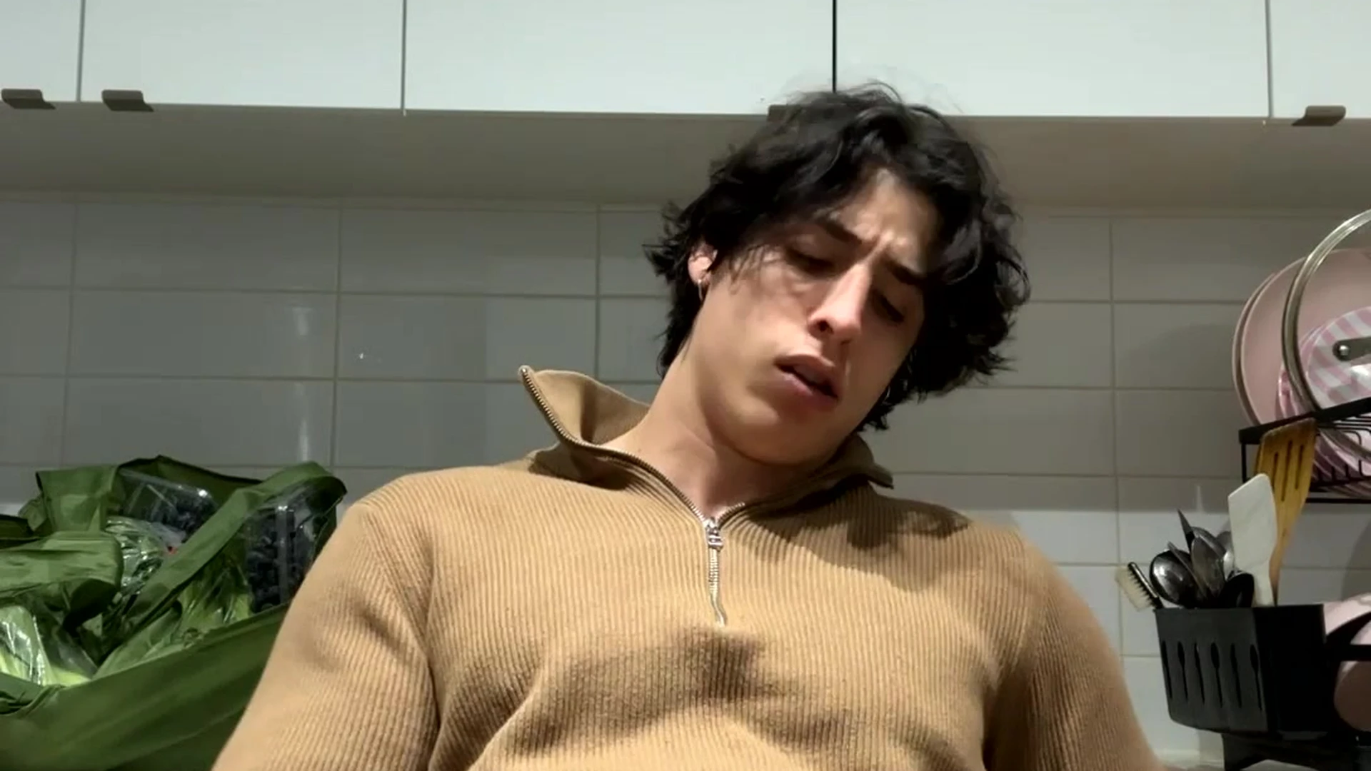 sexy bitch Bold Youssef khelil nude videos
8