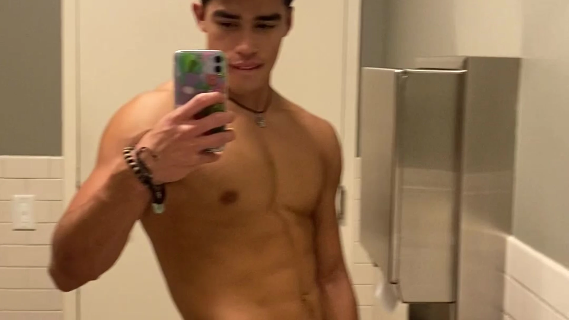 sexy cute smile Josh Loz naked video full Sensational
							
					 5