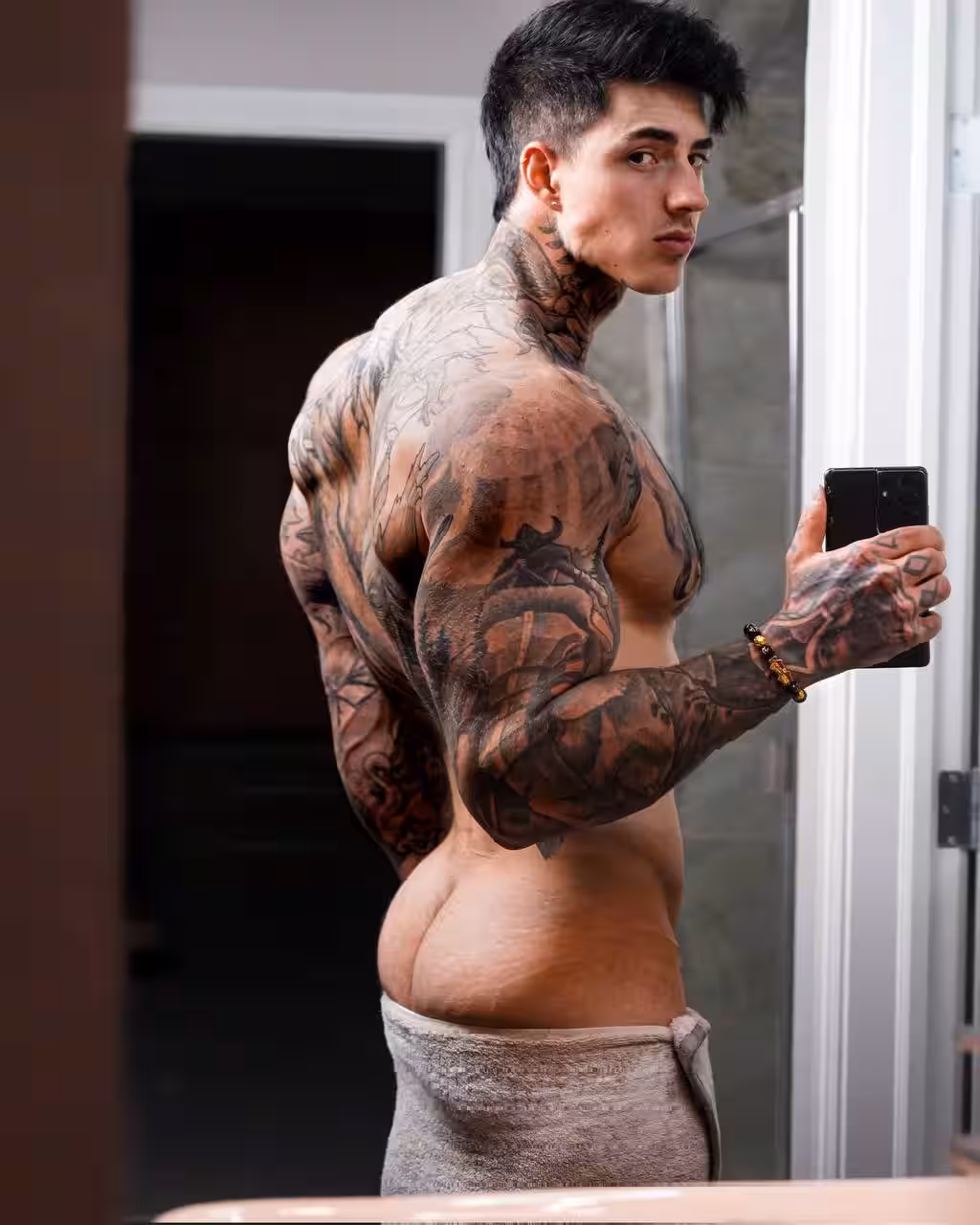 sexy hoe playing with cock huge cock Jake Andrich nude ass
1