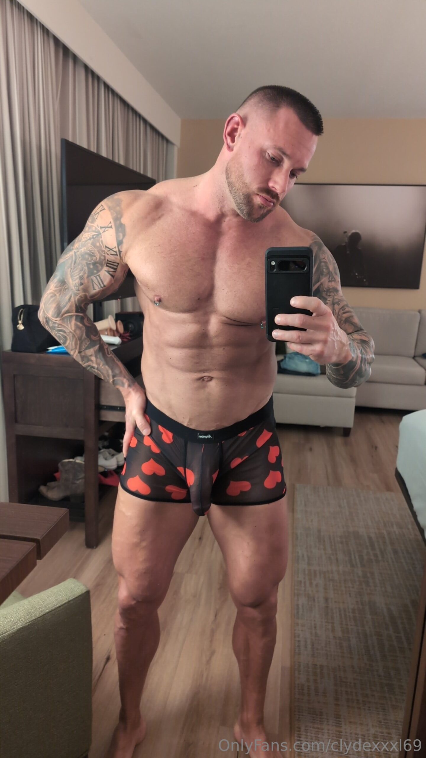 sexy muscle god clydexxxl69 onlyfans nude Exposed
0