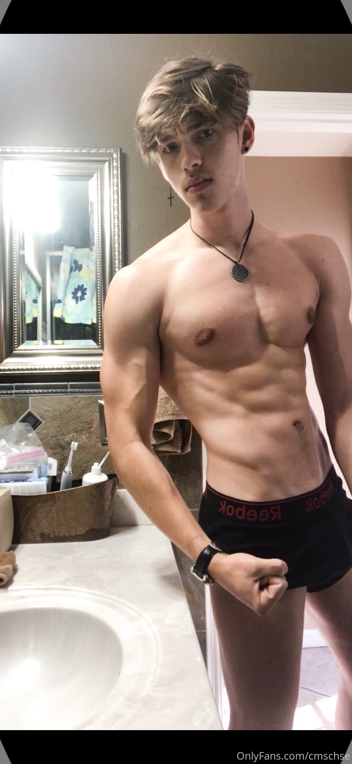 sexy slut tiktoker cmschse onlyfans nude pics Clip
1