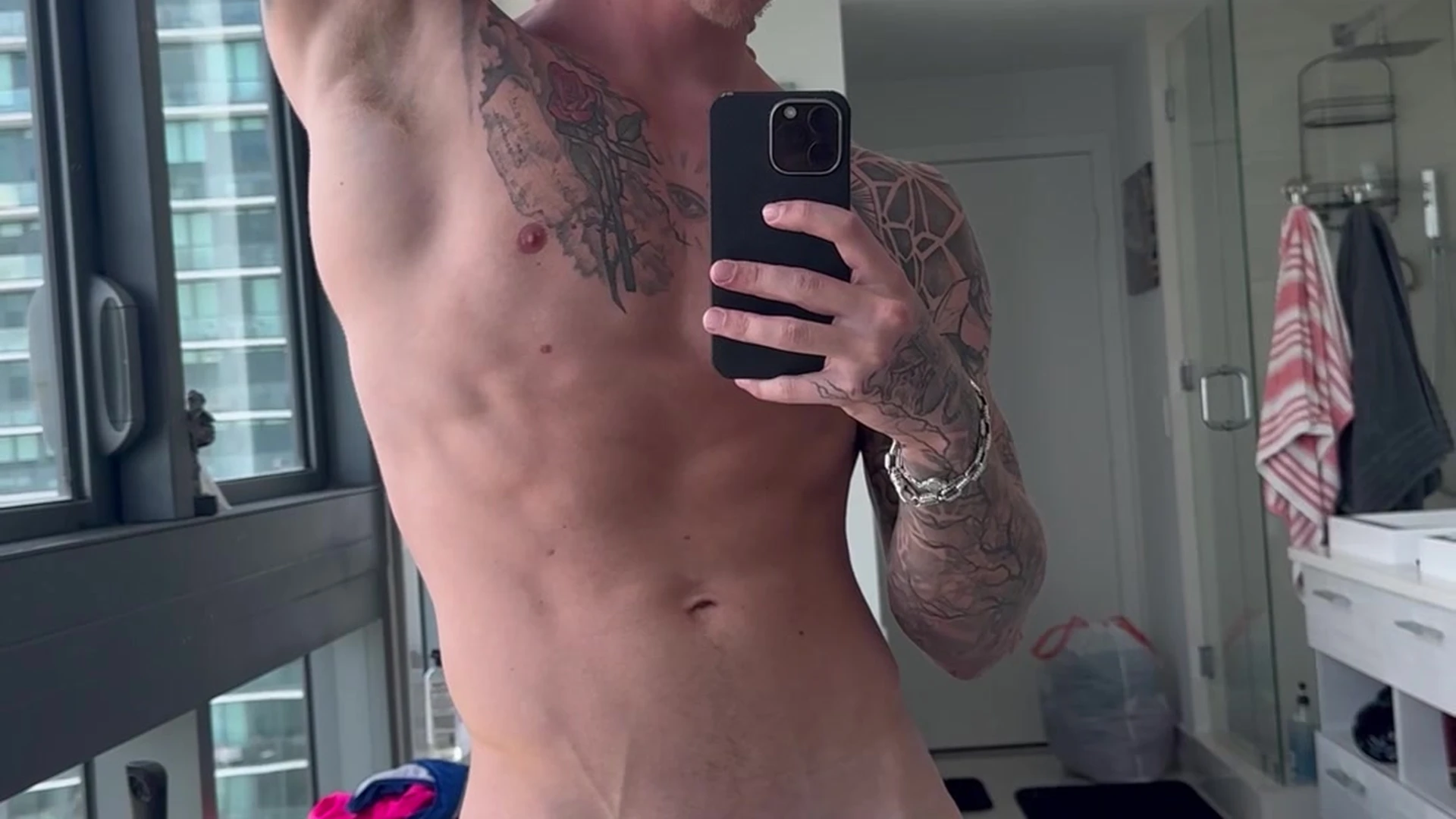 sexy Teasing Tyler Pauley porn pic Exclusive full video
0