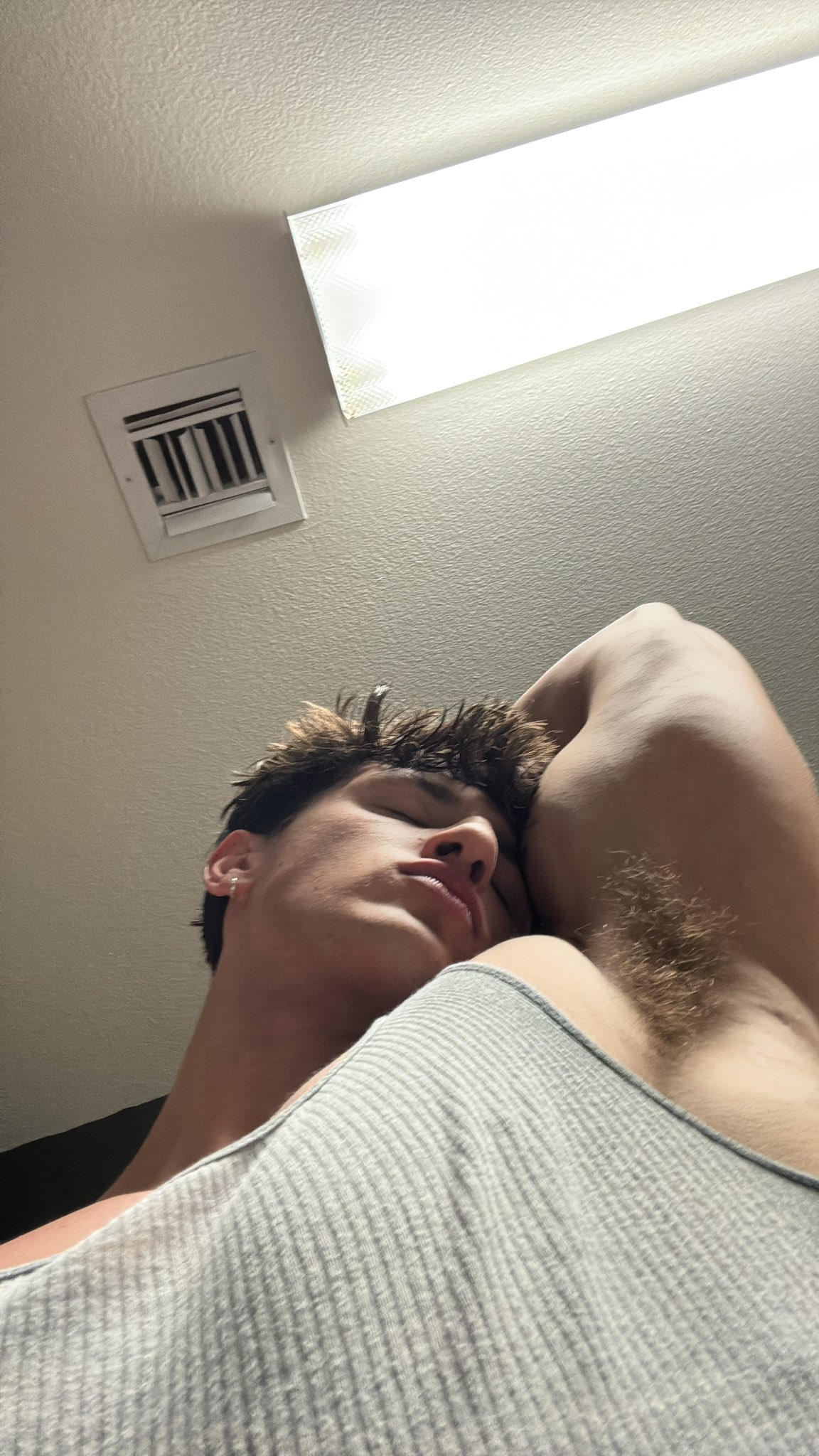 slutty babe fratboy Hunter Davis onlyfans leaks
0