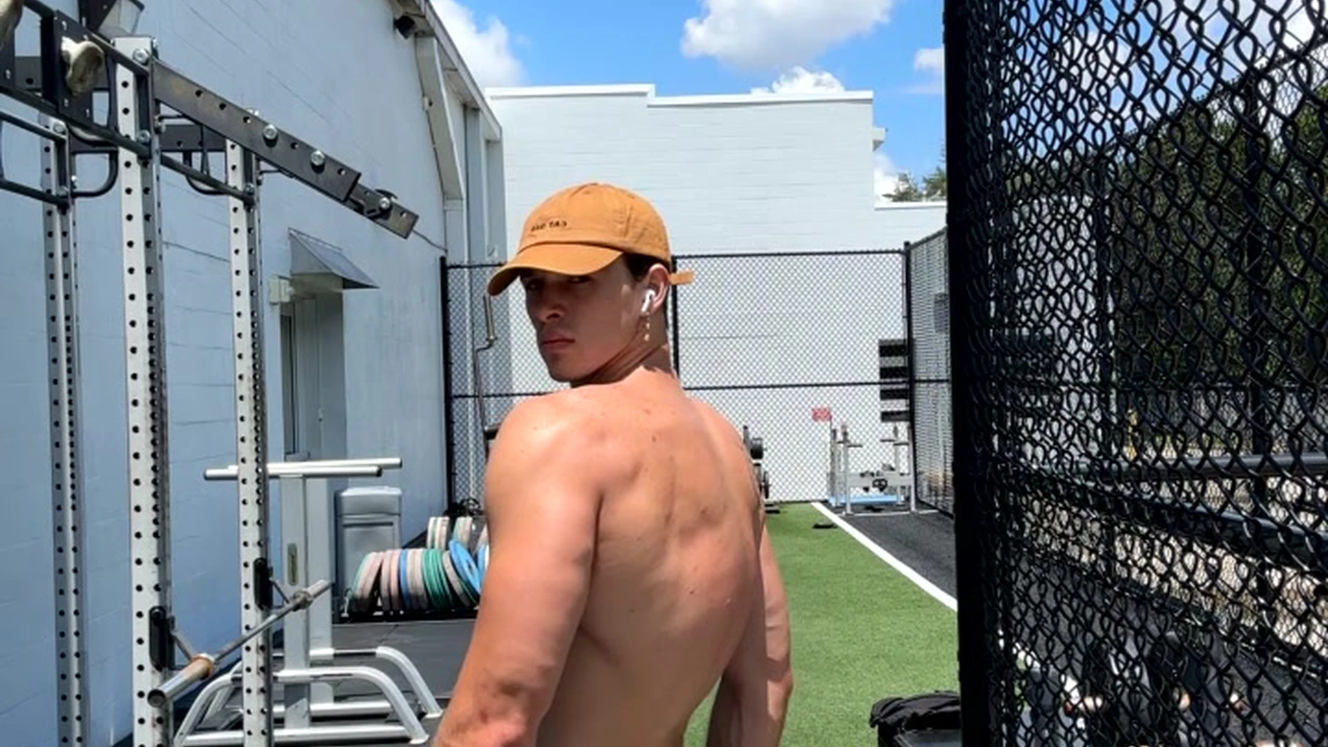 Tenacious jock Chase Stobbe of leaks
4