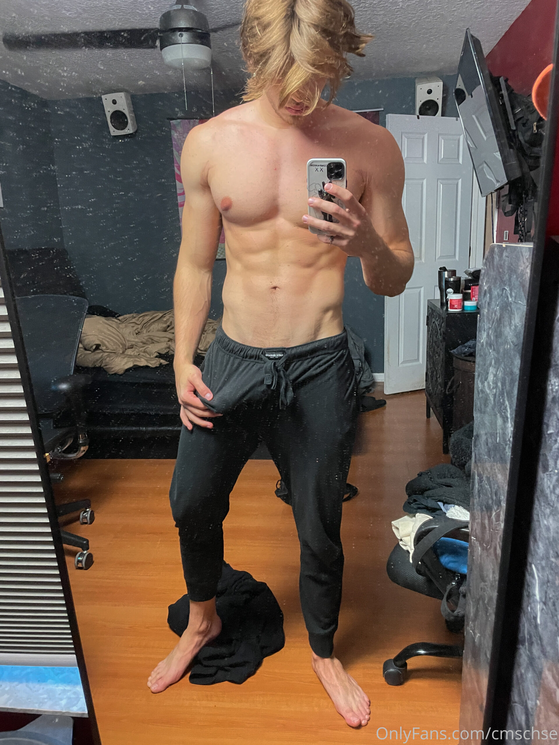 tiktoker cmschse Onlyfans Leaks Sensational
2