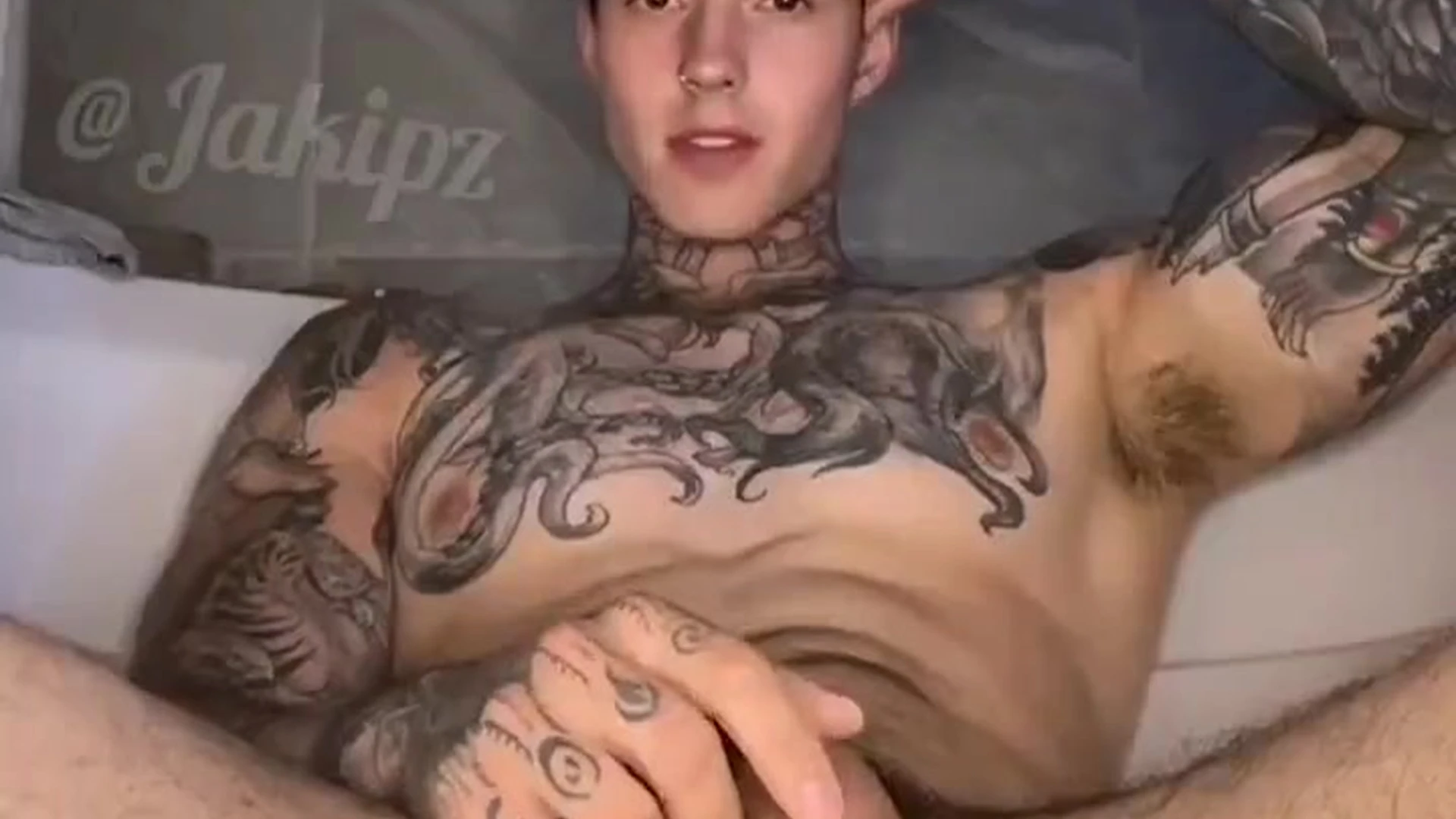 tiktoker Jakipz cock Exposed
0