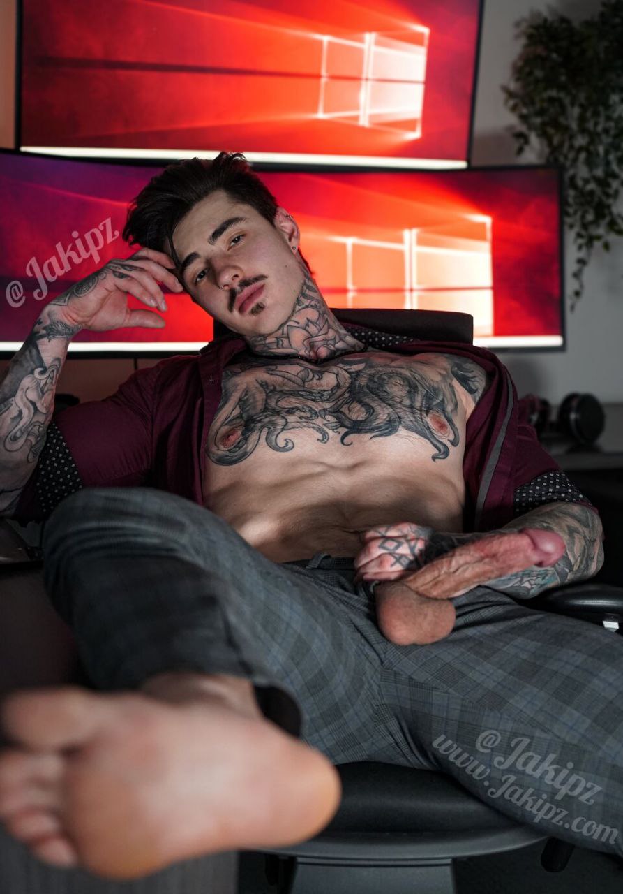 huge dick Jakipz Nude leak
1