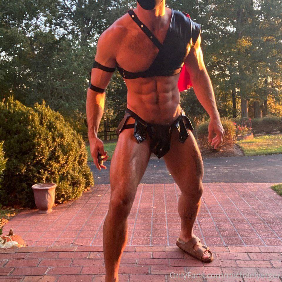 survivor reality tv show Michael Yerger nude Exposed
1