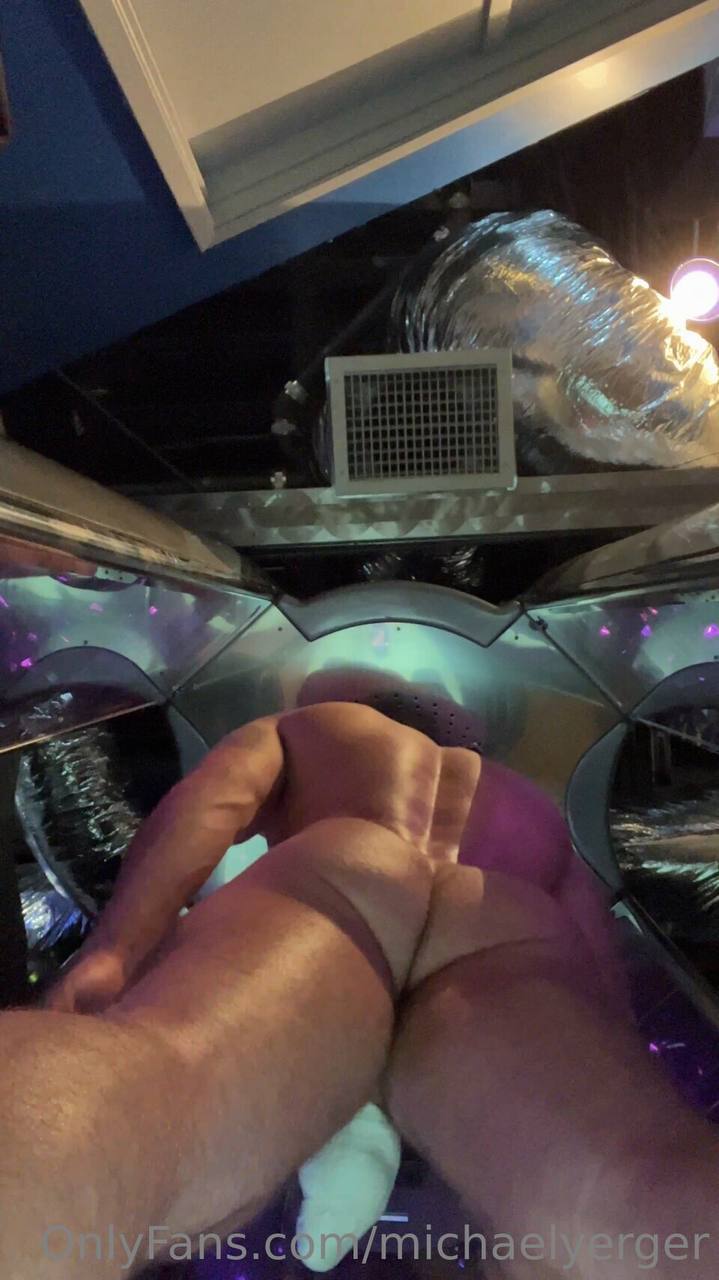 survivor tv show Michael Yerger nudes Exposed
7
