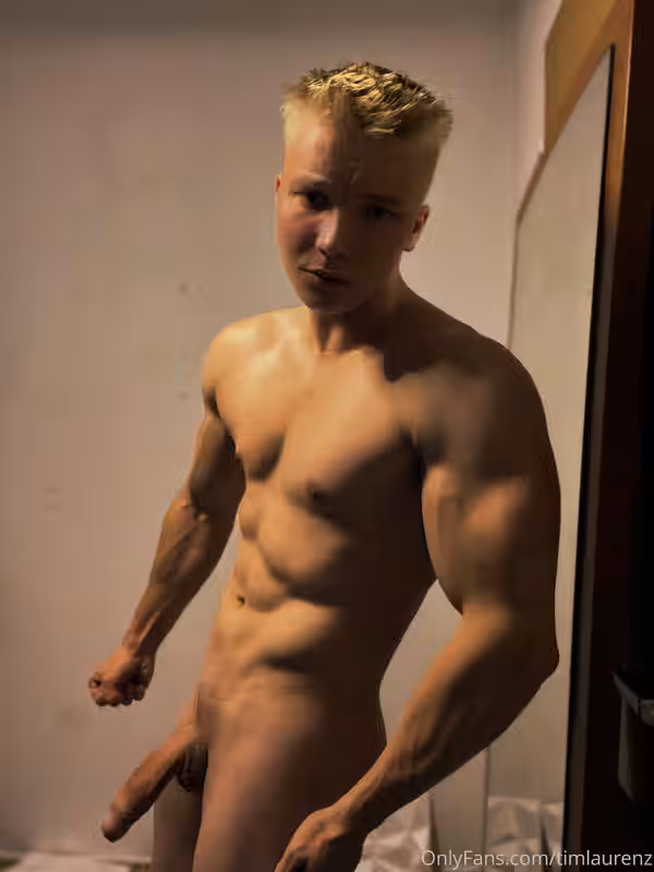 famous Tim Vylo Tim Laurenz Naked
3