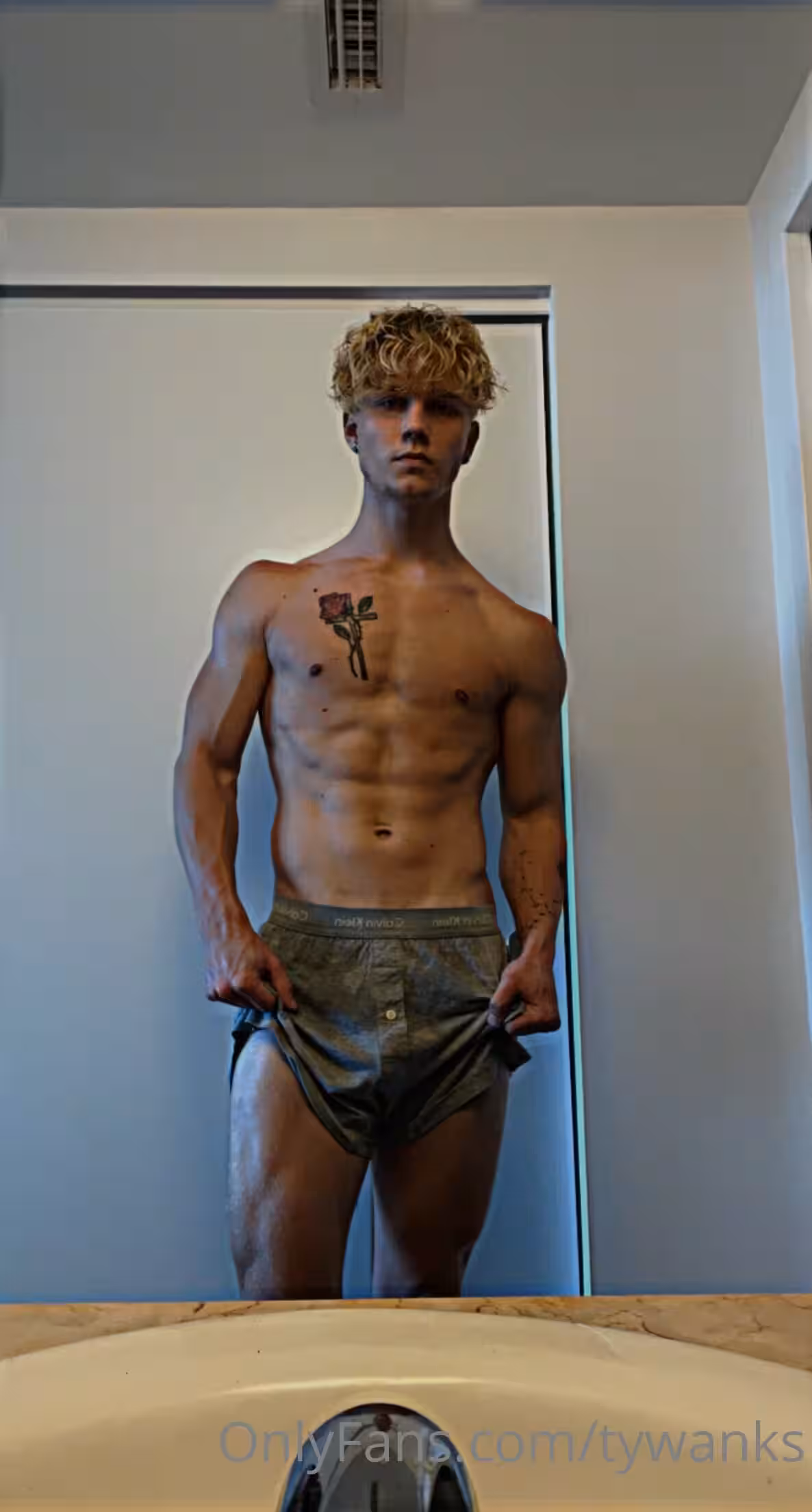 Adventurous  jock troytempts onlyfans porn Epic
0