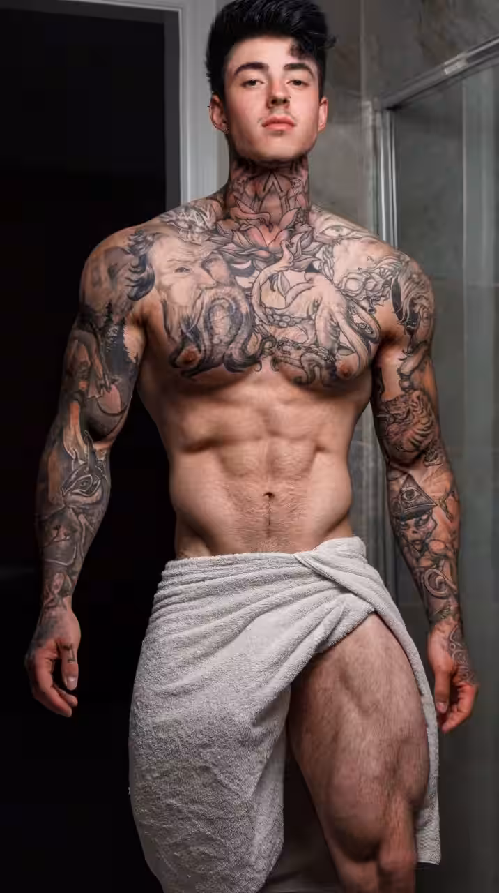 Babe playing with himself big cock Jakipz porn pic
0