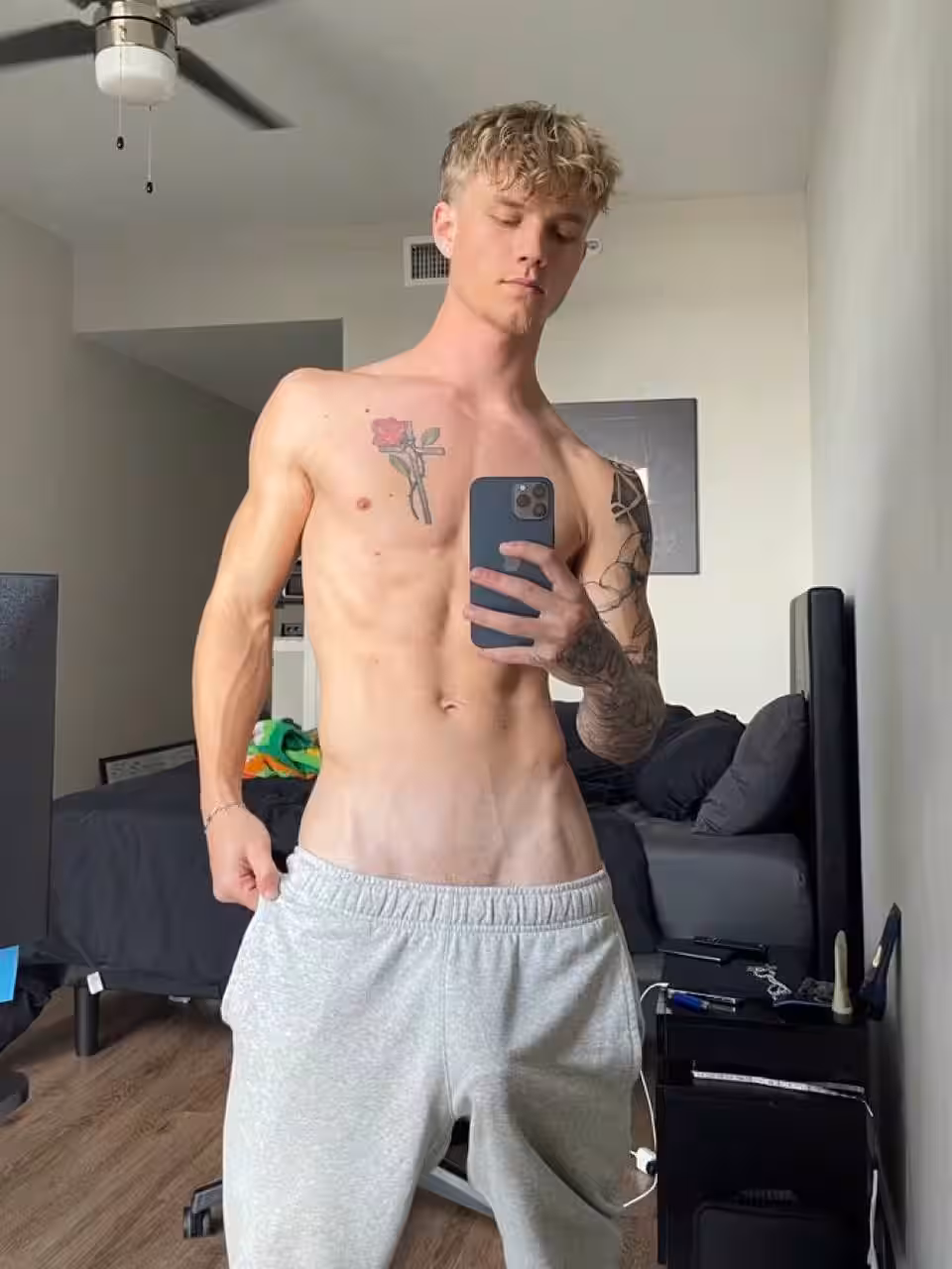 BABE pleasuring himself jock Tyler Pauley cock
0