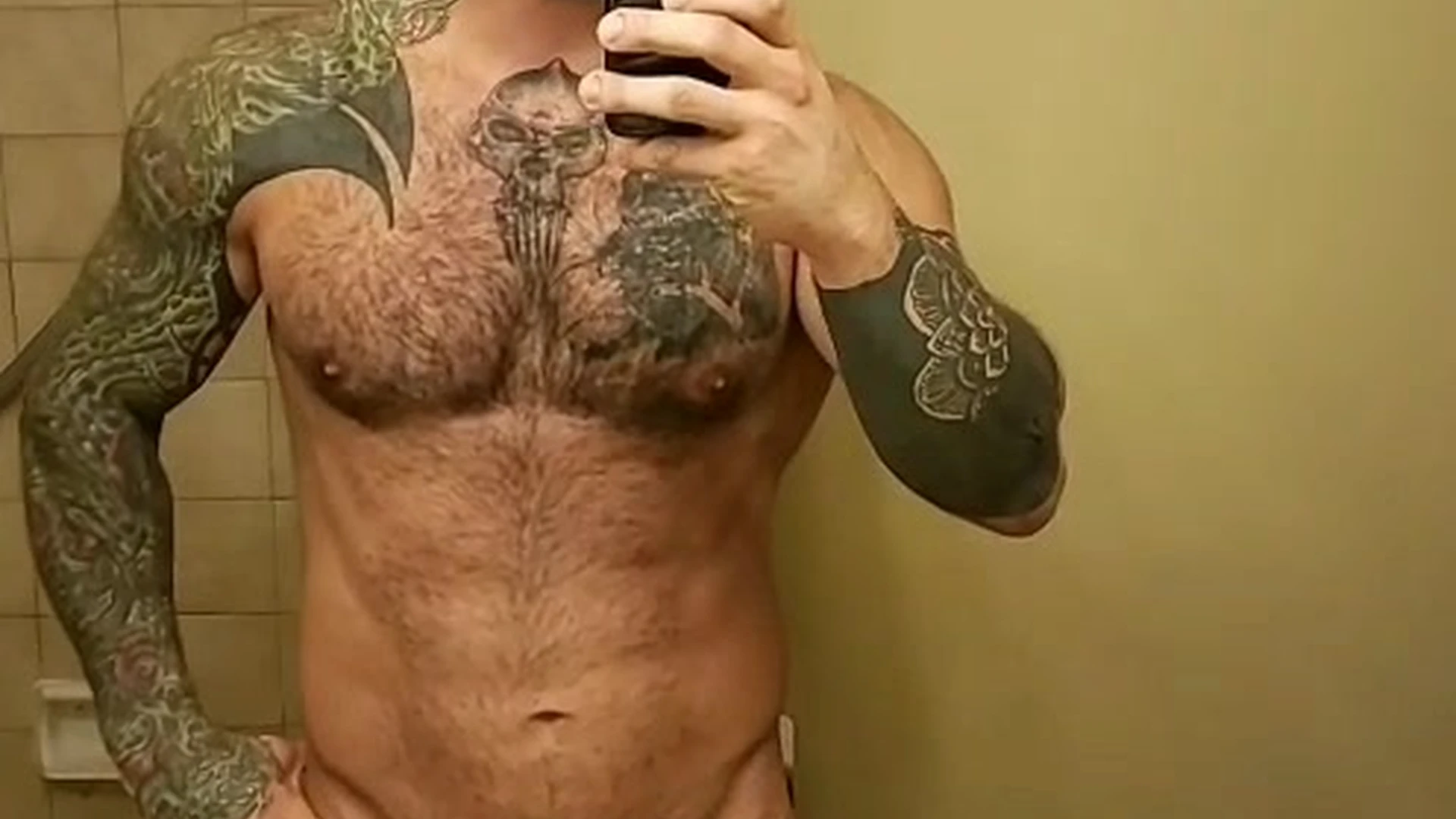 Bearish Markus Kage sexy onlyfans leak
							
					 0
