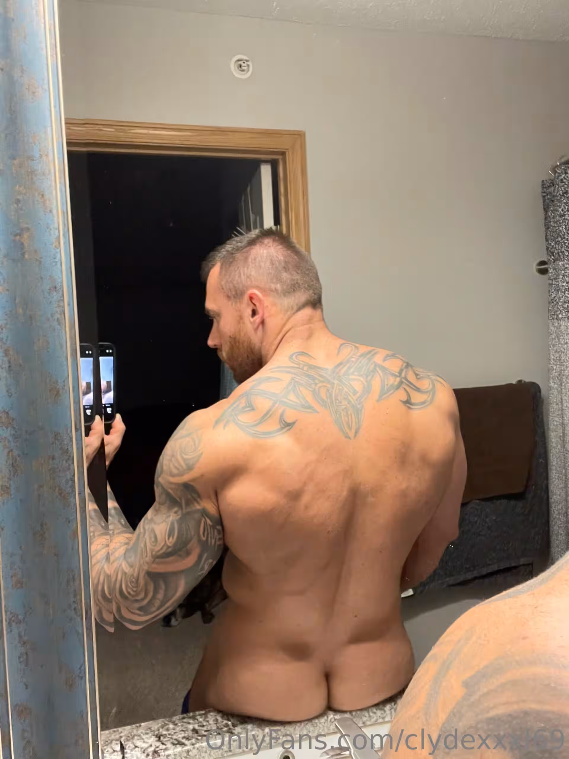 bubble butt jerking off verbal clydexxxl69 nude pecs
2