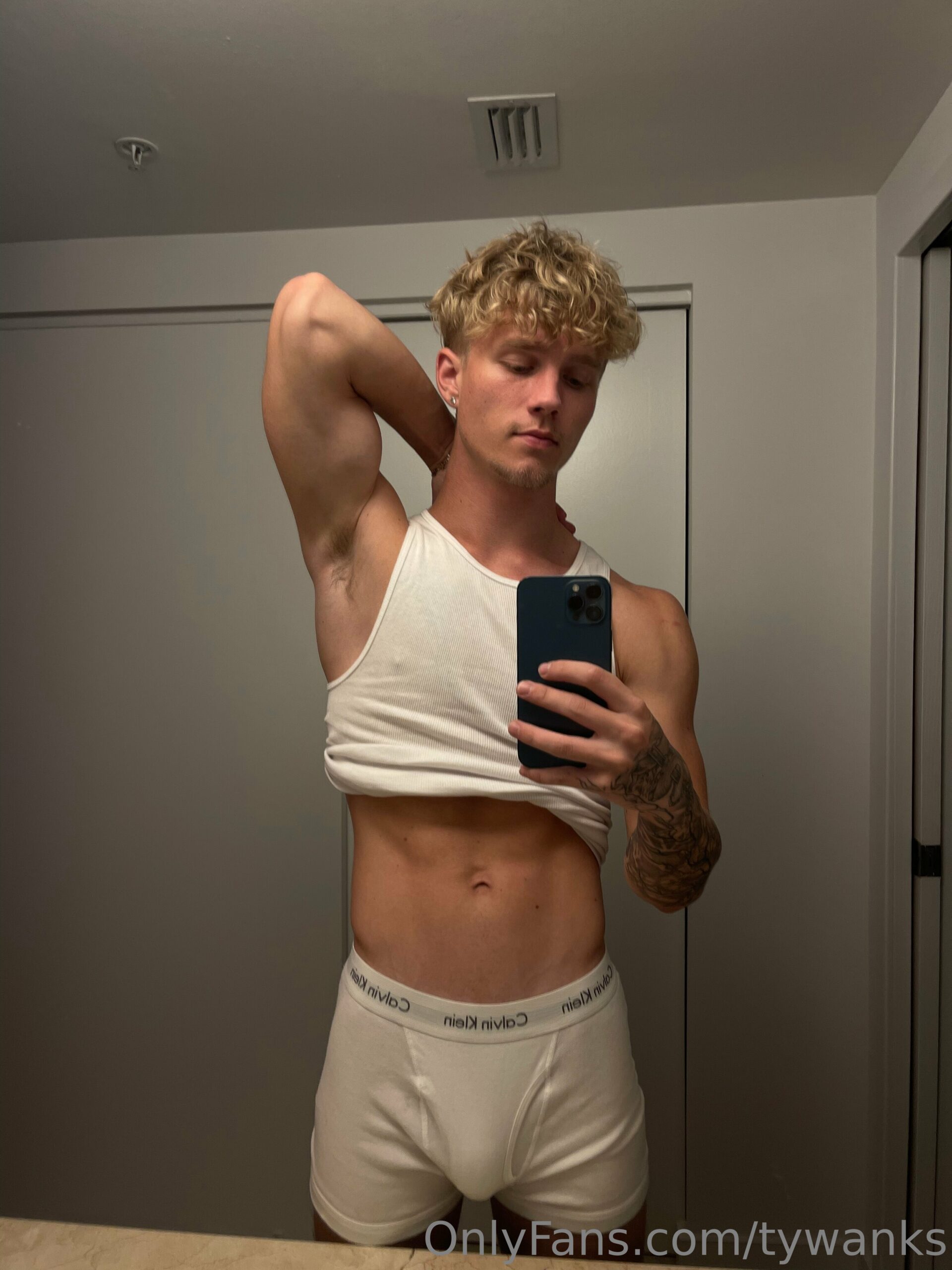 Capable jock Tyler Pauley Nude Patreon
0