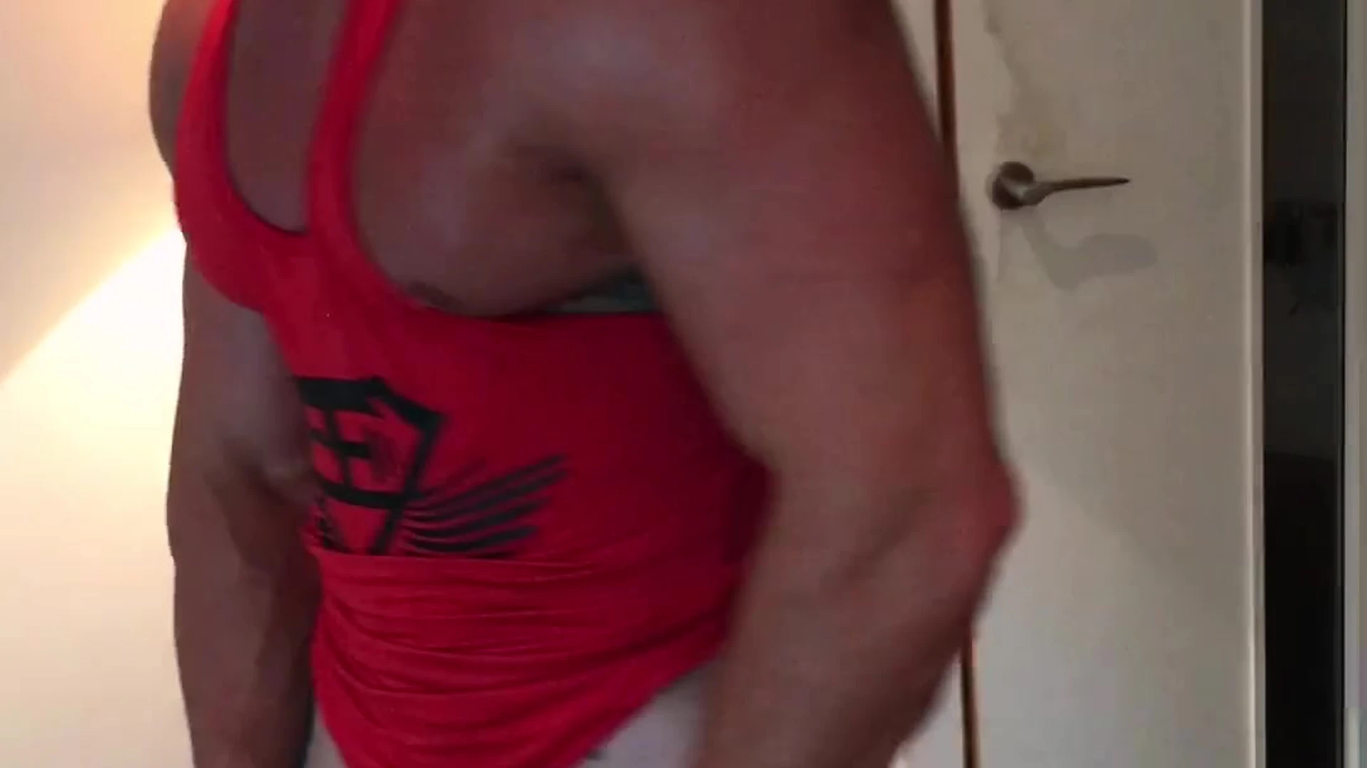 chiseled throatedtv nude pecs fullvideo
1