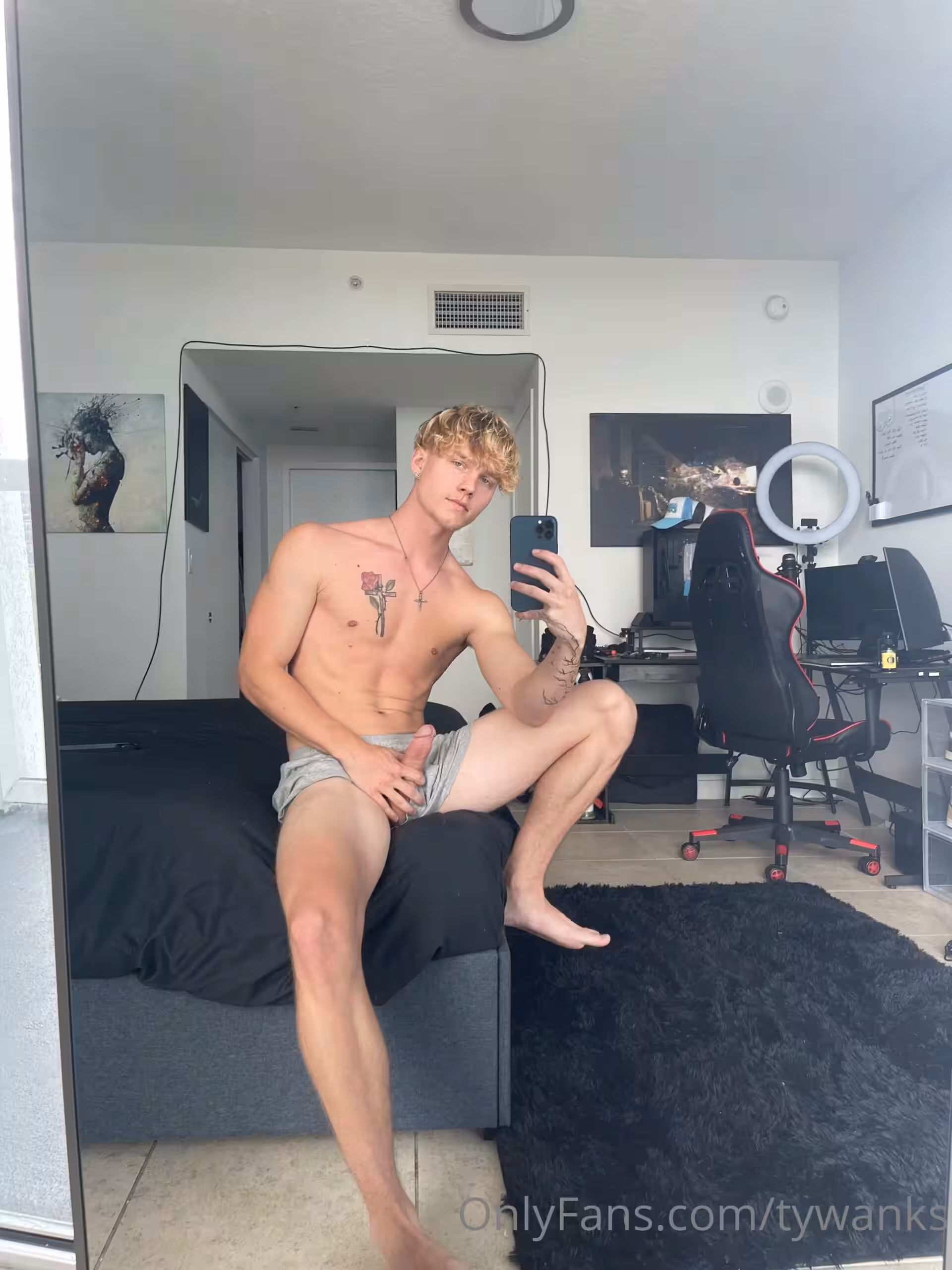 Confident  gooning sensual troytempts nudes free
0