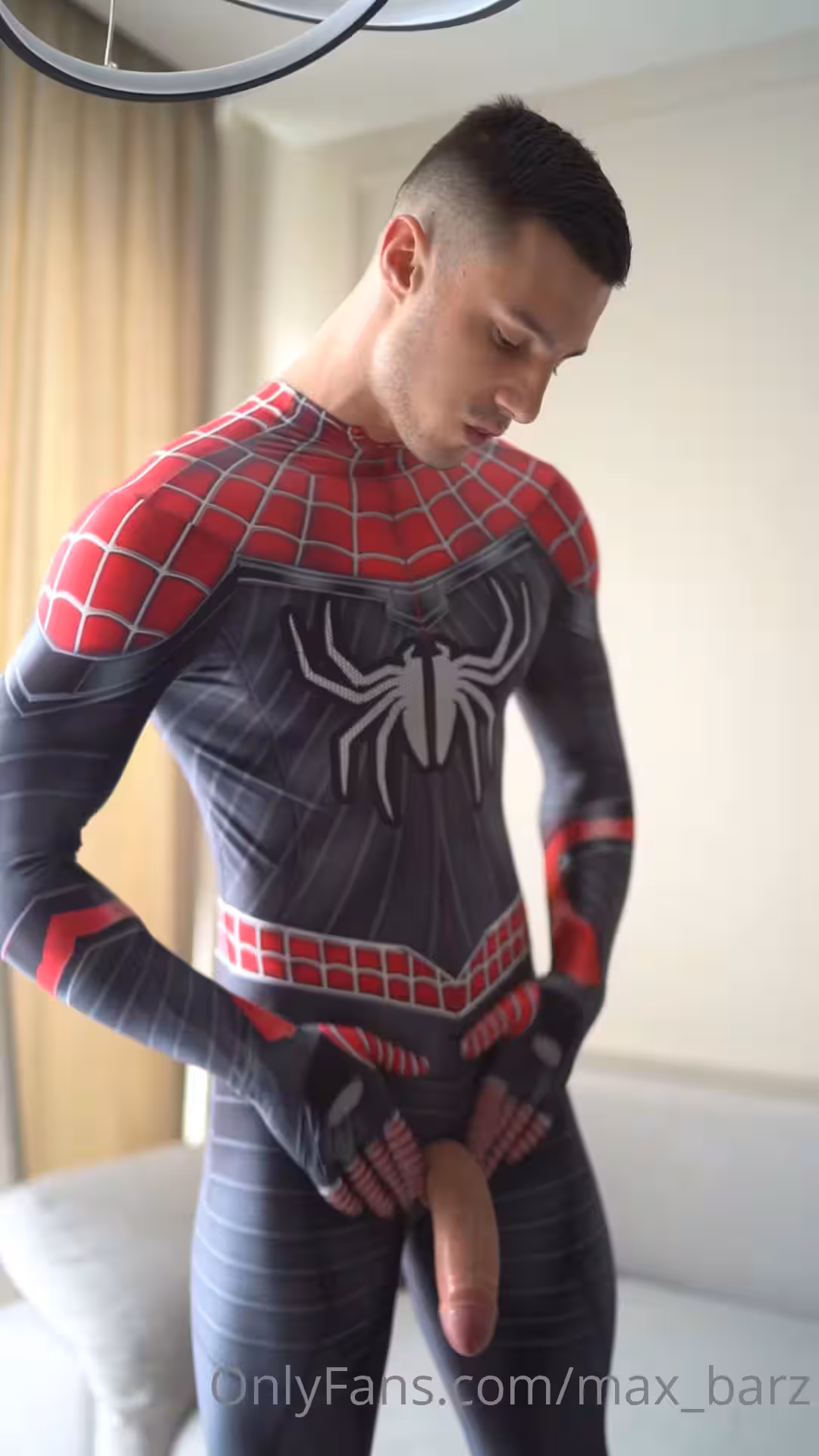Considerate гей онлифанс Max Barz ass Clip Epic
3