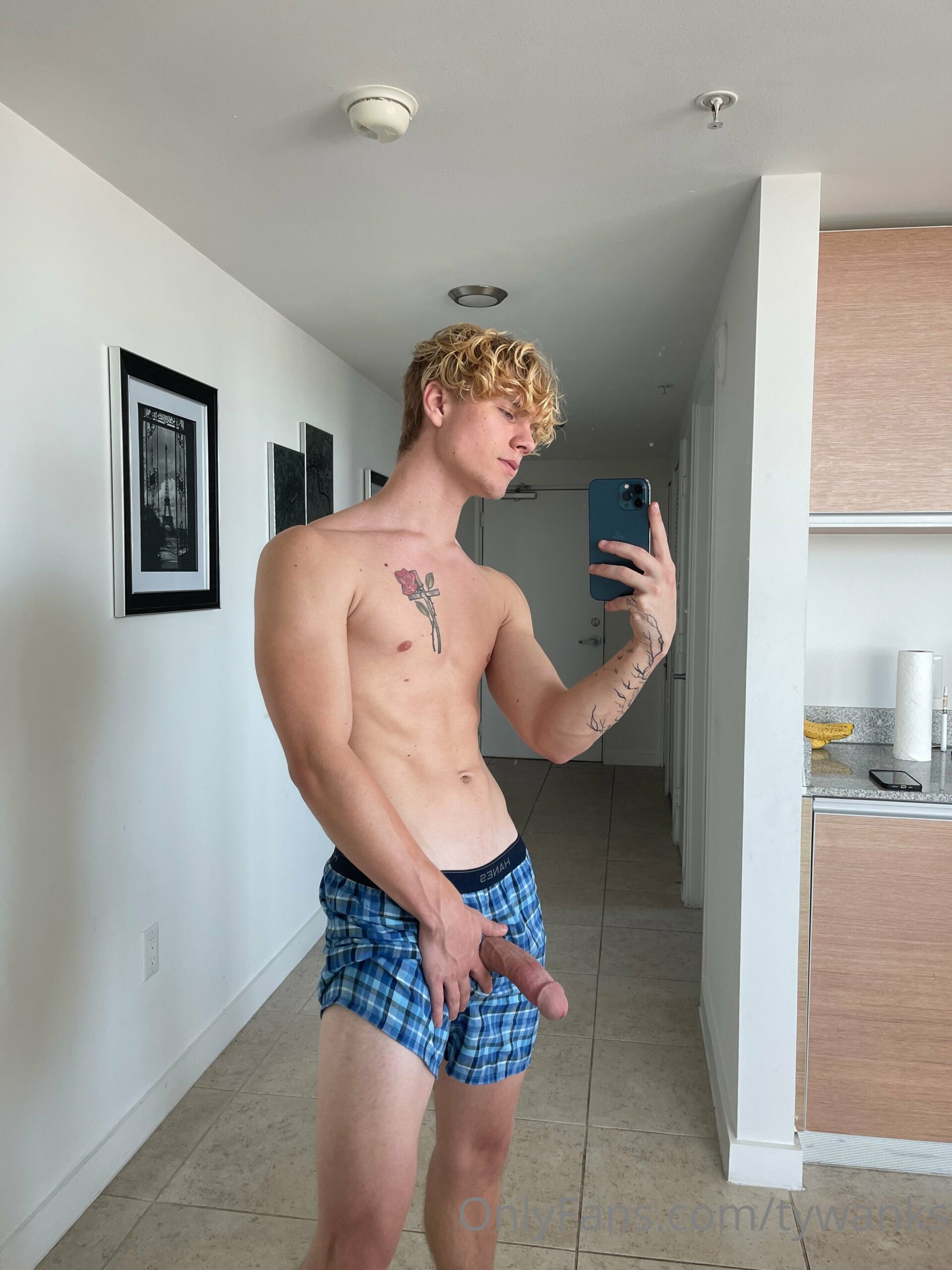 Considerate jock tywanks reddit
3