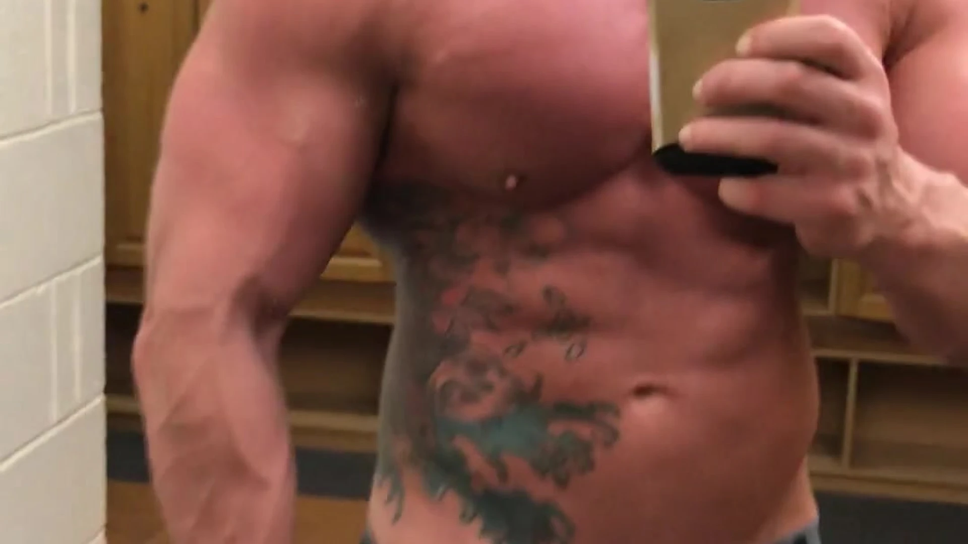 controlling Charlie London leaked nudes x
0
