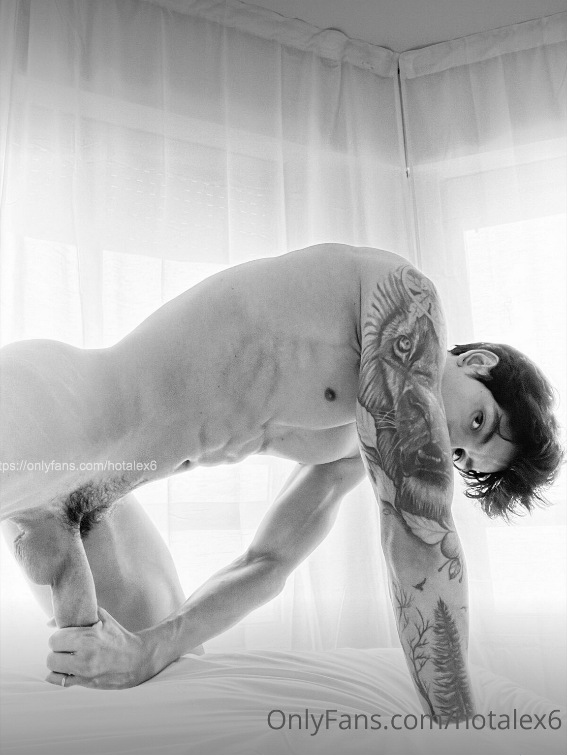 Courageous Built Alejandro Pino porn
0