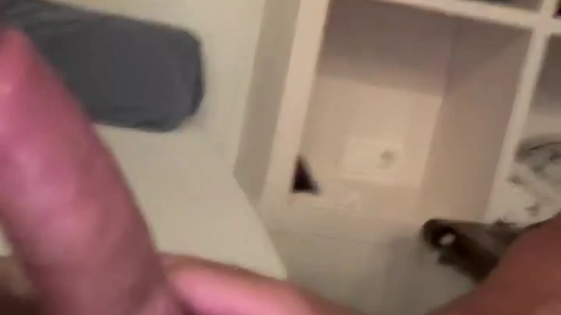 dellzzy sucks cock
0