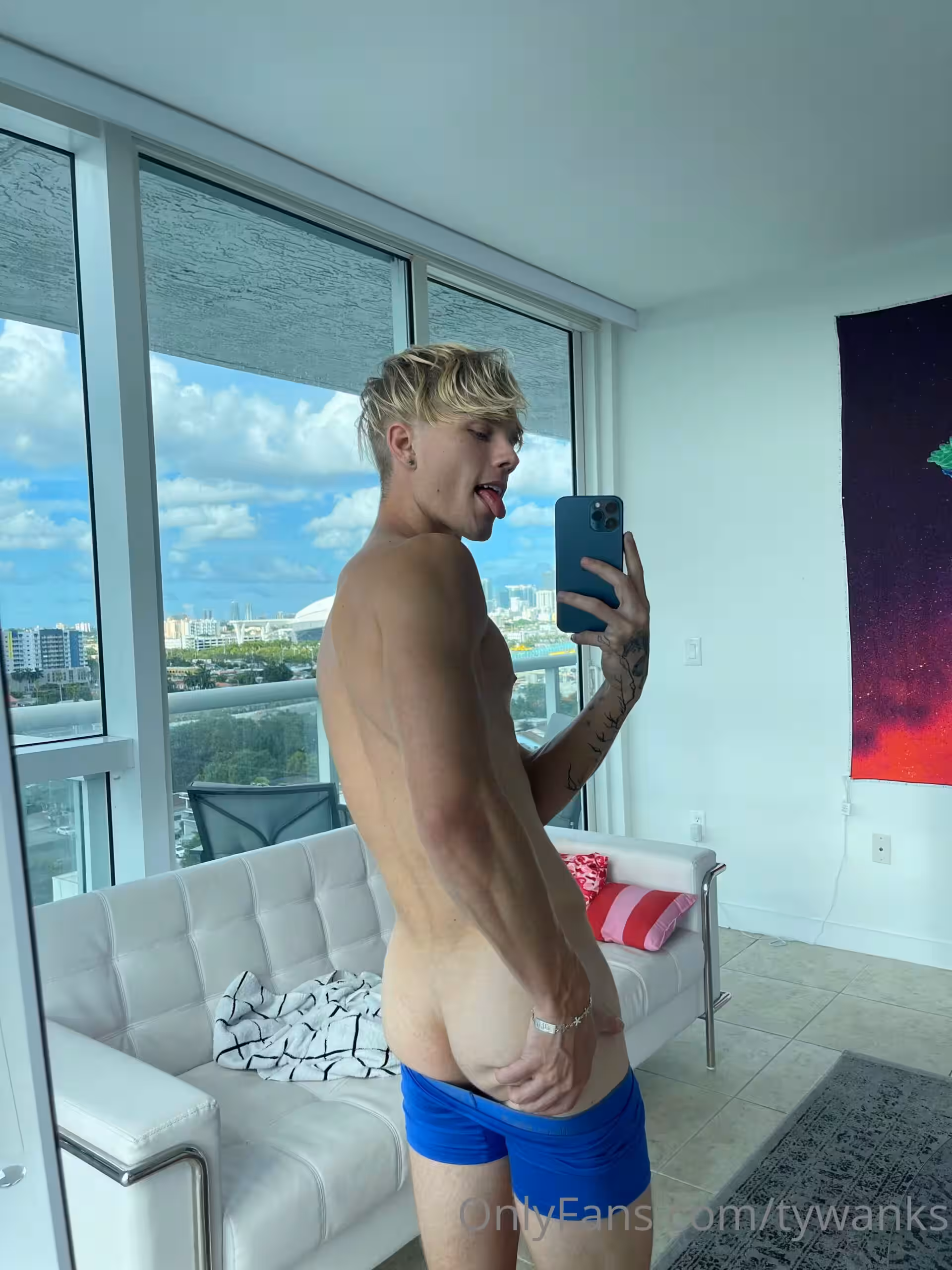 dirty jock Tyler Pauley Nudeleaks VIDFULL
1