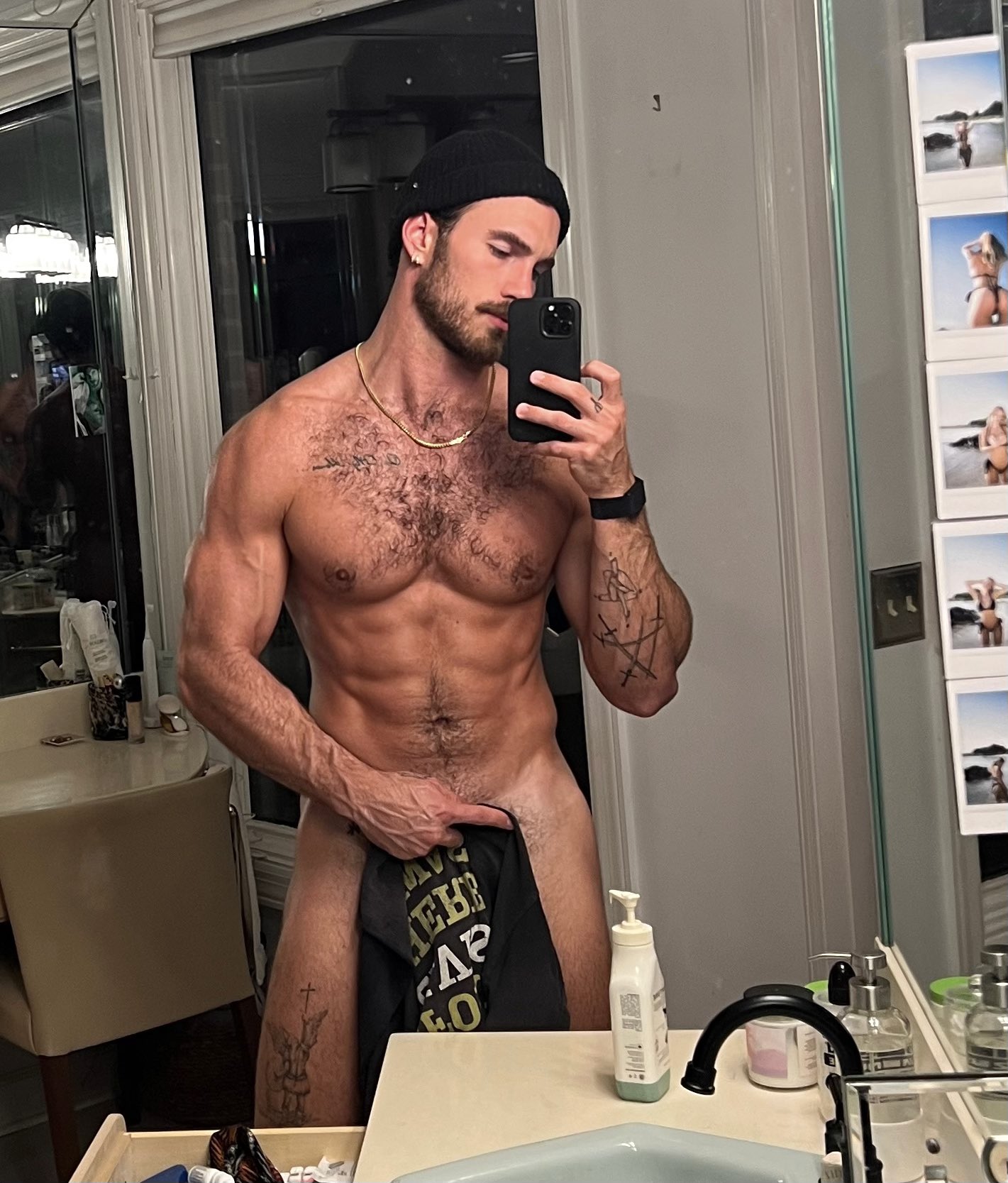 e-boy  reality tv star Michael Yerger onlyfans
26