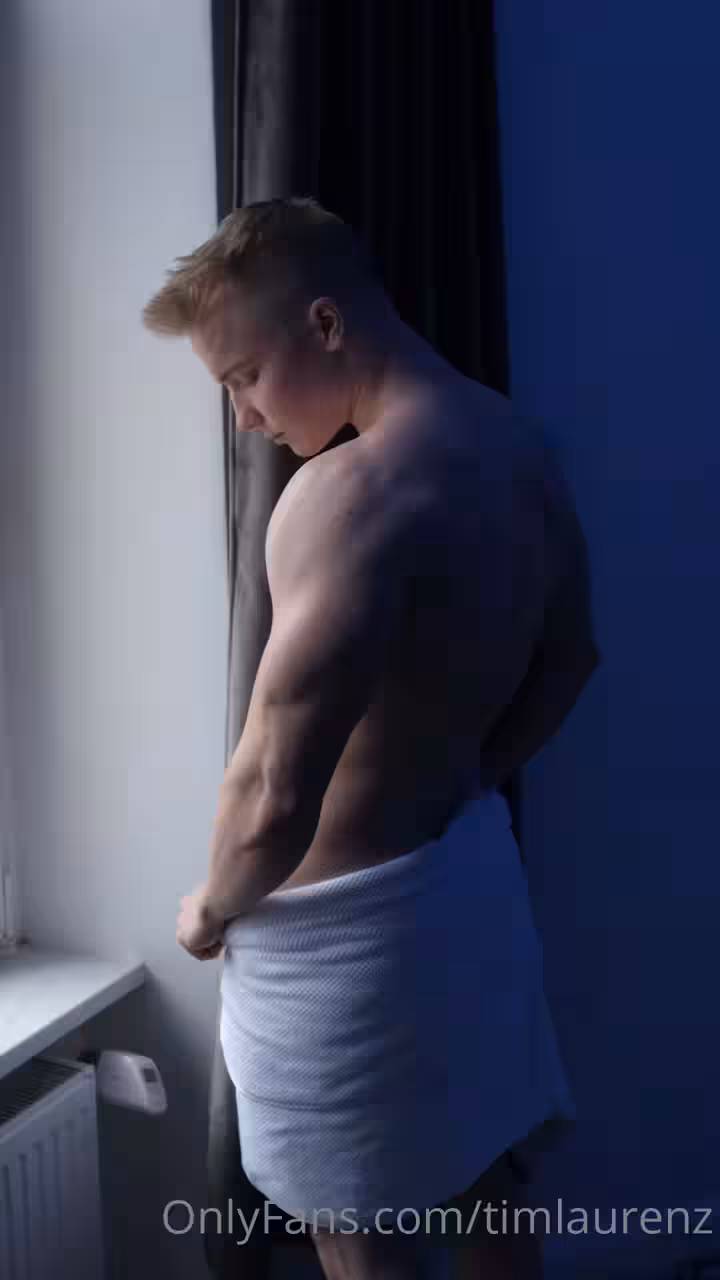 eboy wanking off muscle timvylo timlaurenz
4