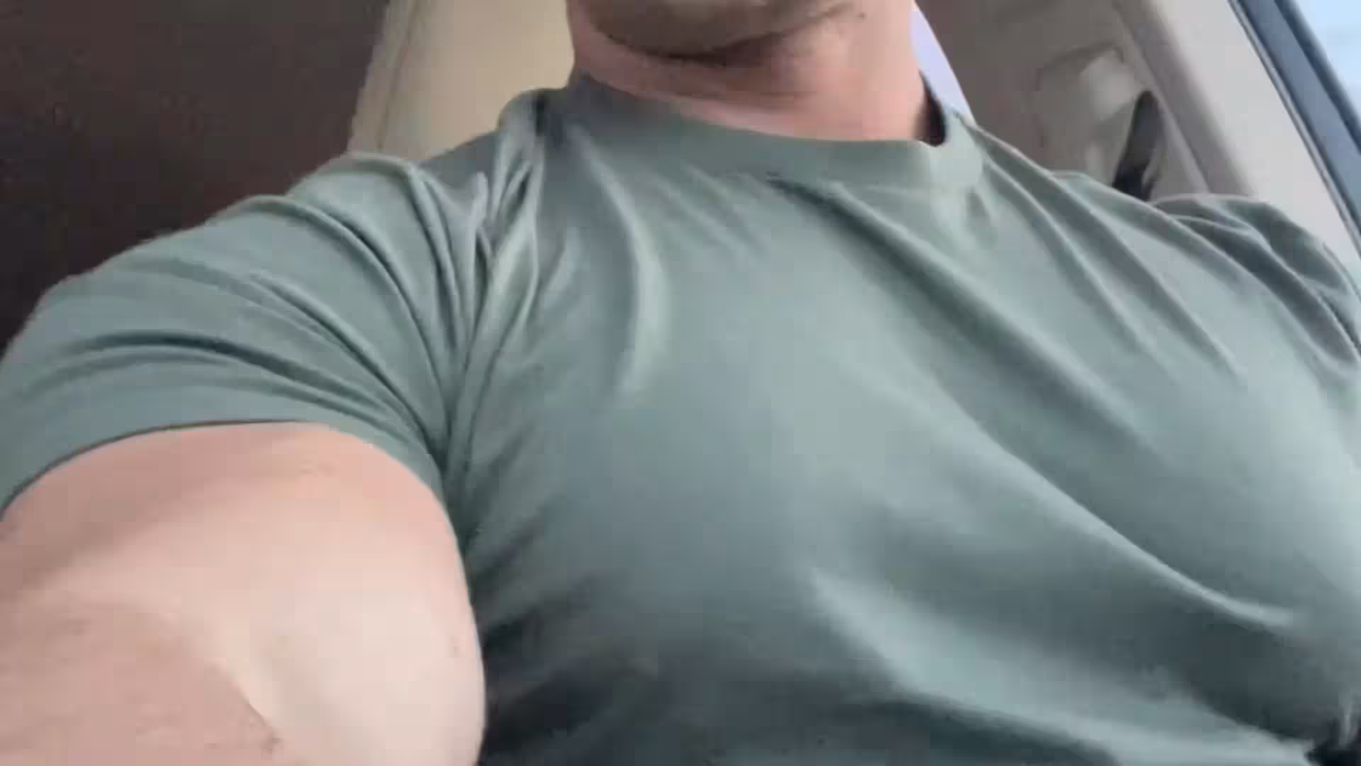 Epic Disciplined Hulk-like Joey Sullivan onlyfans leaks
3